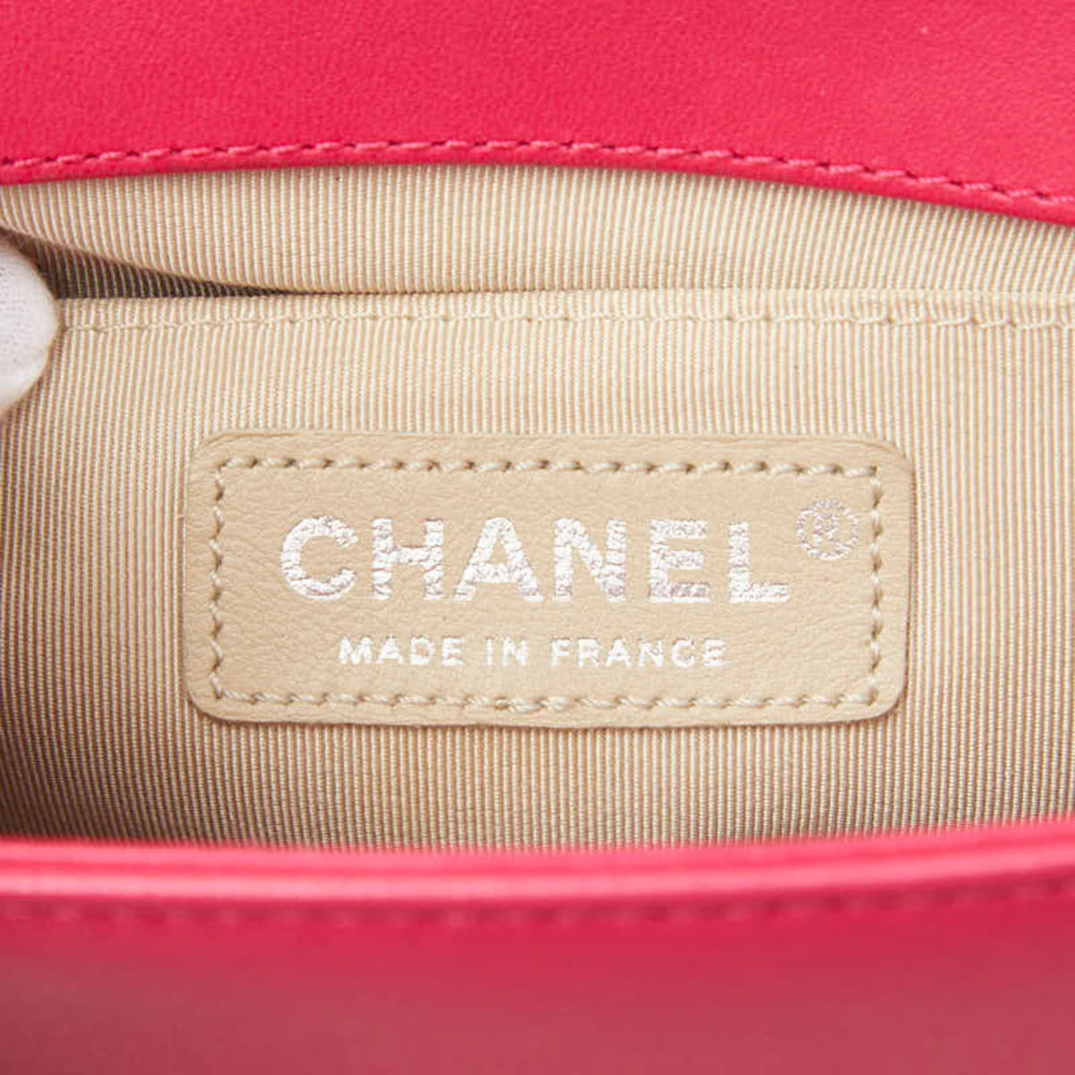 Chanel Pink Shoulder Bag (Pre-Owned)