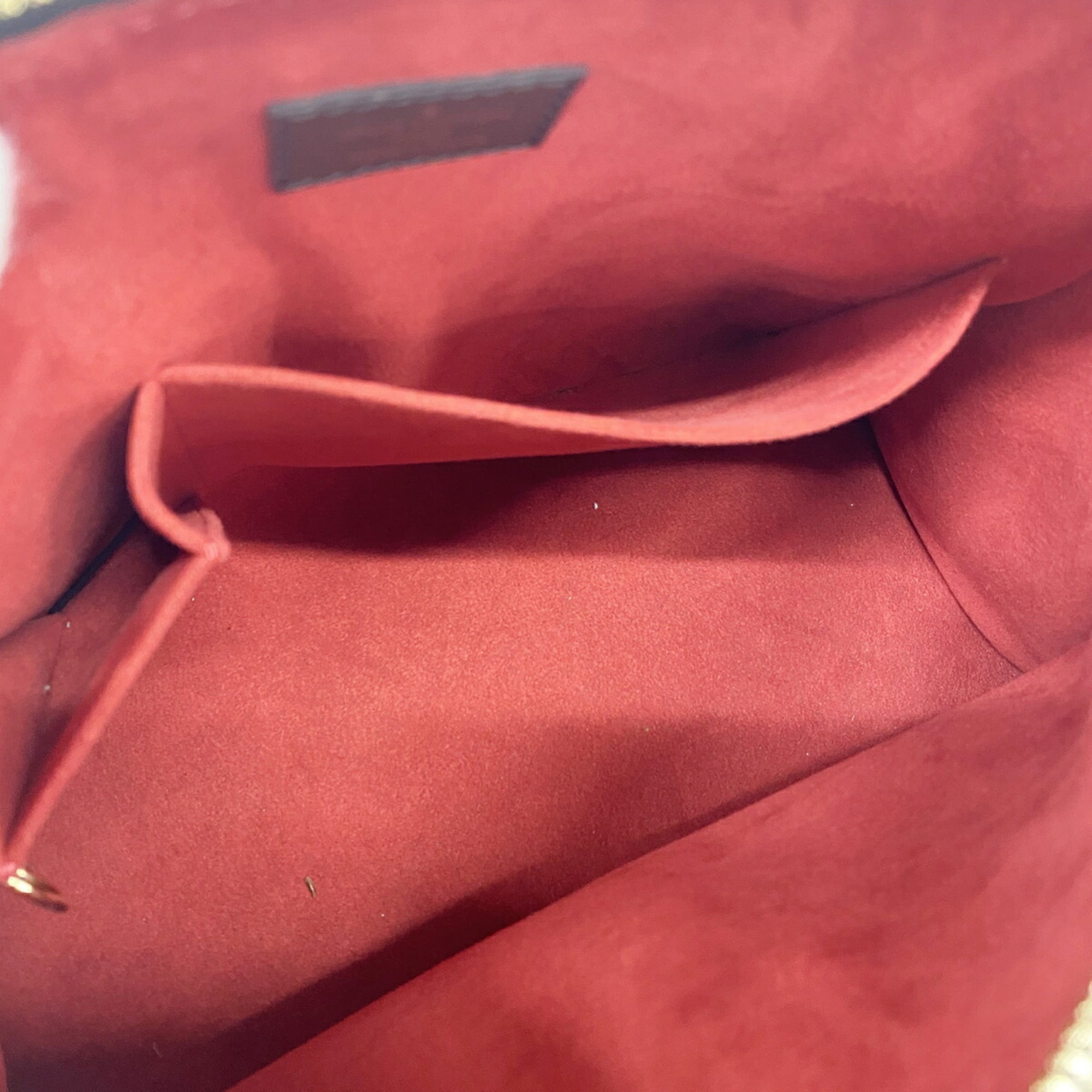 Louis Vuitton Ebene Handbag (Pre-Owned)