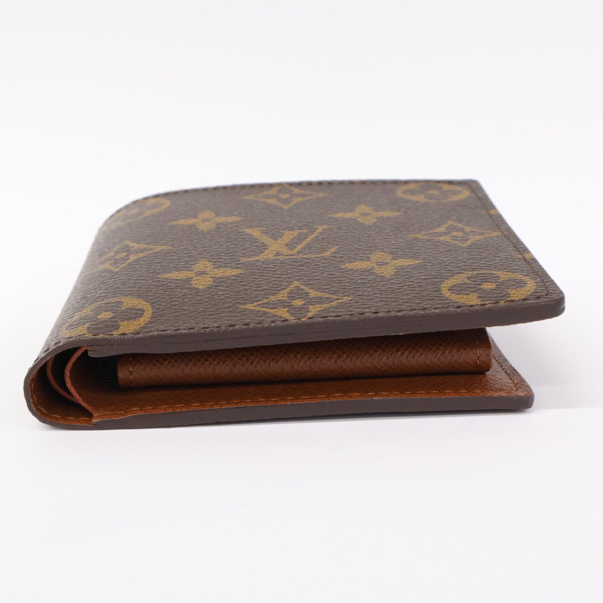Louis Vuitton Monogram Monogram Wallet (Bi-Fold) (Pre-Owned)