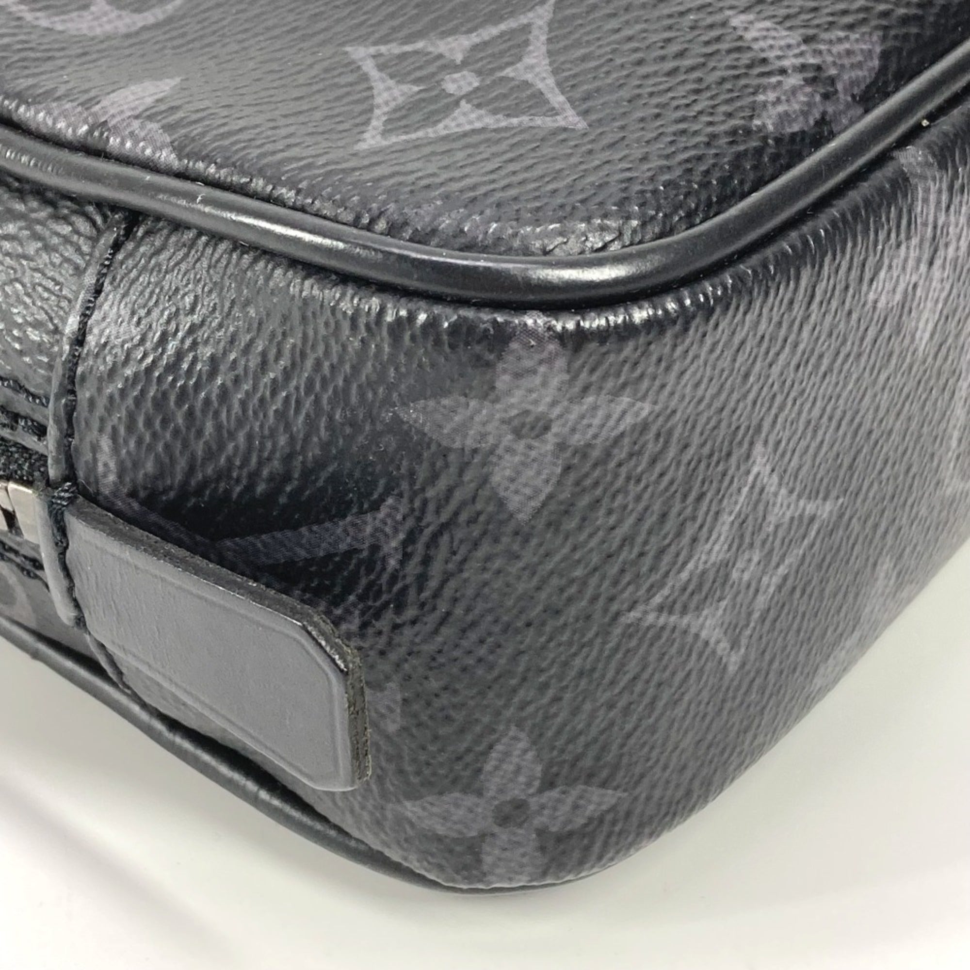 Louis Vuitton Black Monogram Eclipse Canvas Clutch Bag Pouch (Pre-Owned)