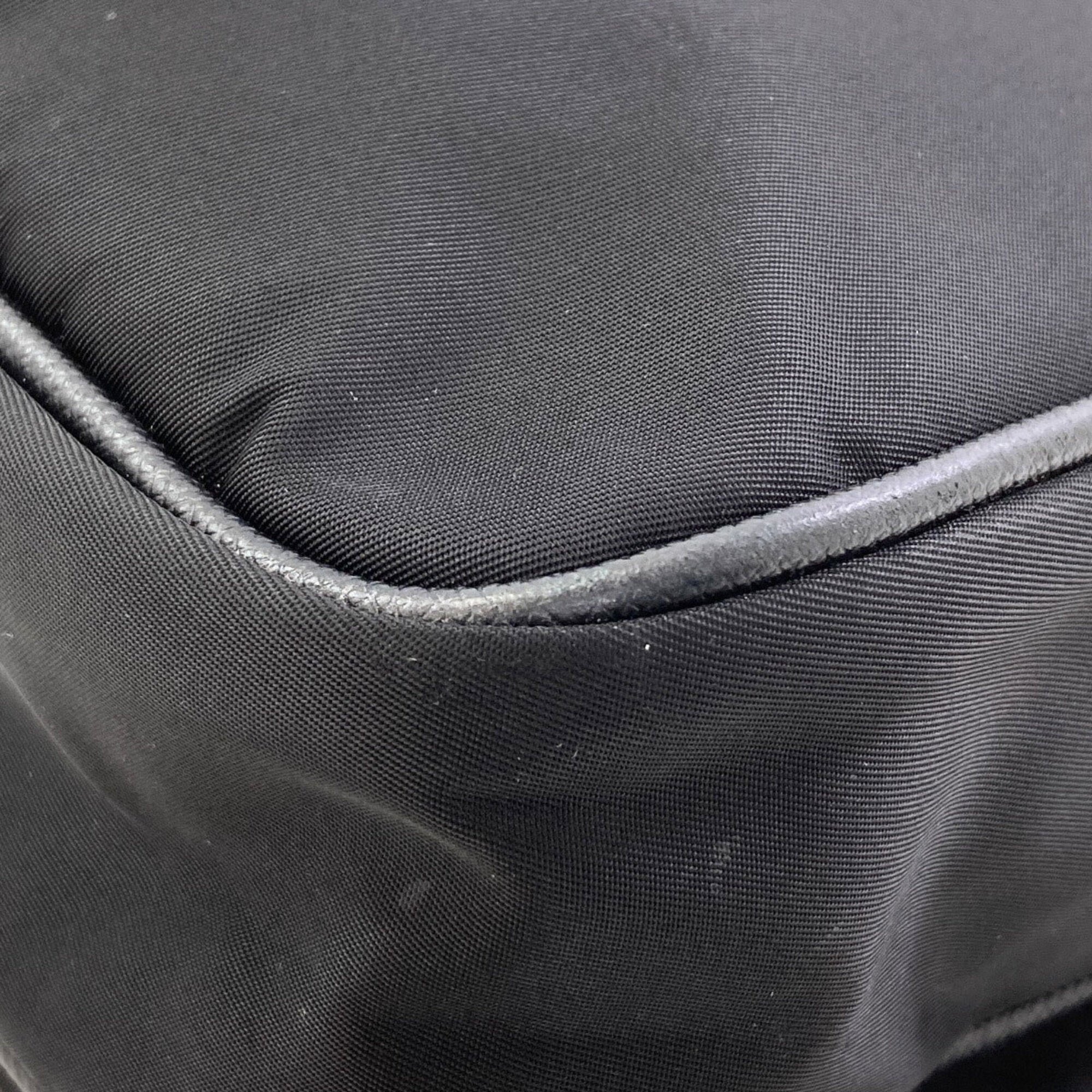 Prada Black Nylon Shoulder Bag (Pre-Owned)