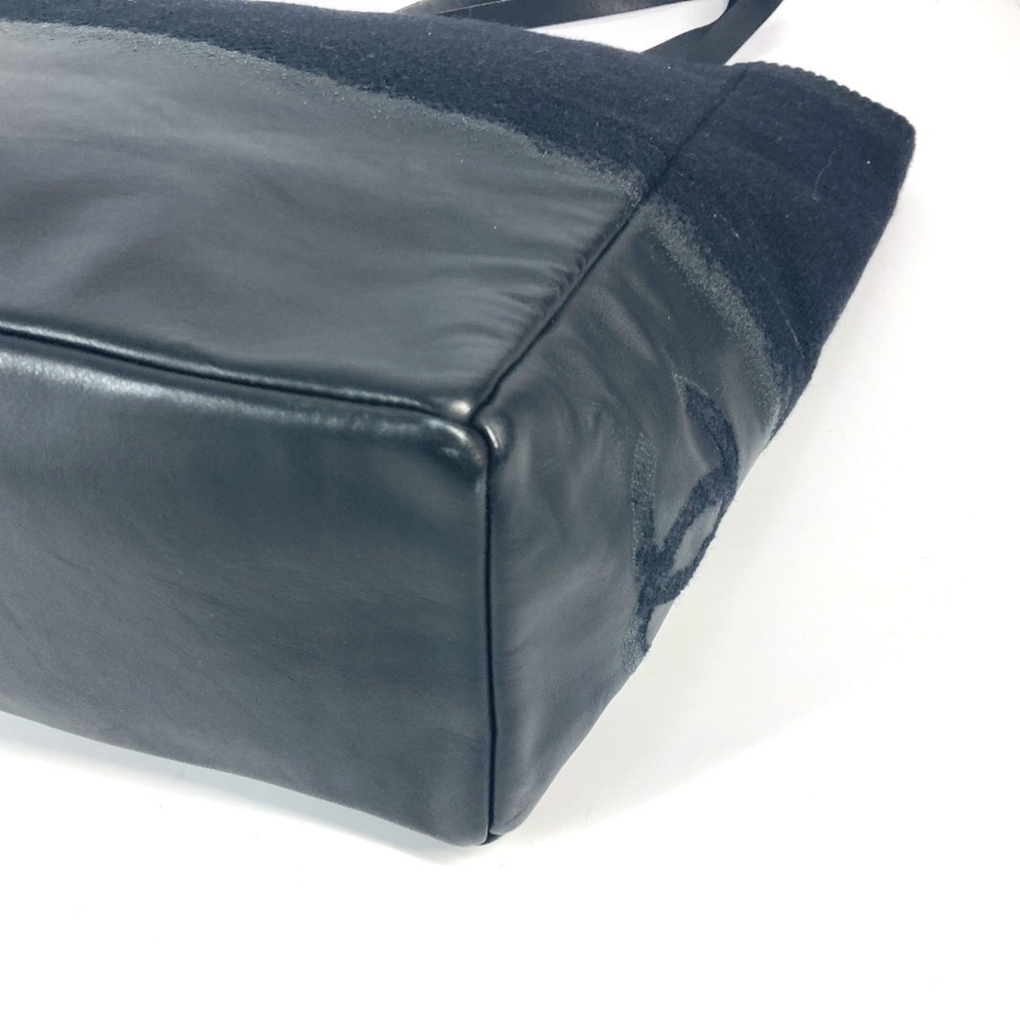 Chanel Black Knit Leather Shoulder Bag Tote Bag (Pre-Owned)