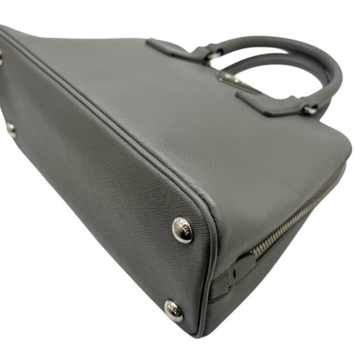Prada Gray Leather Handbag Shoulder Bag (Pre-Owned)