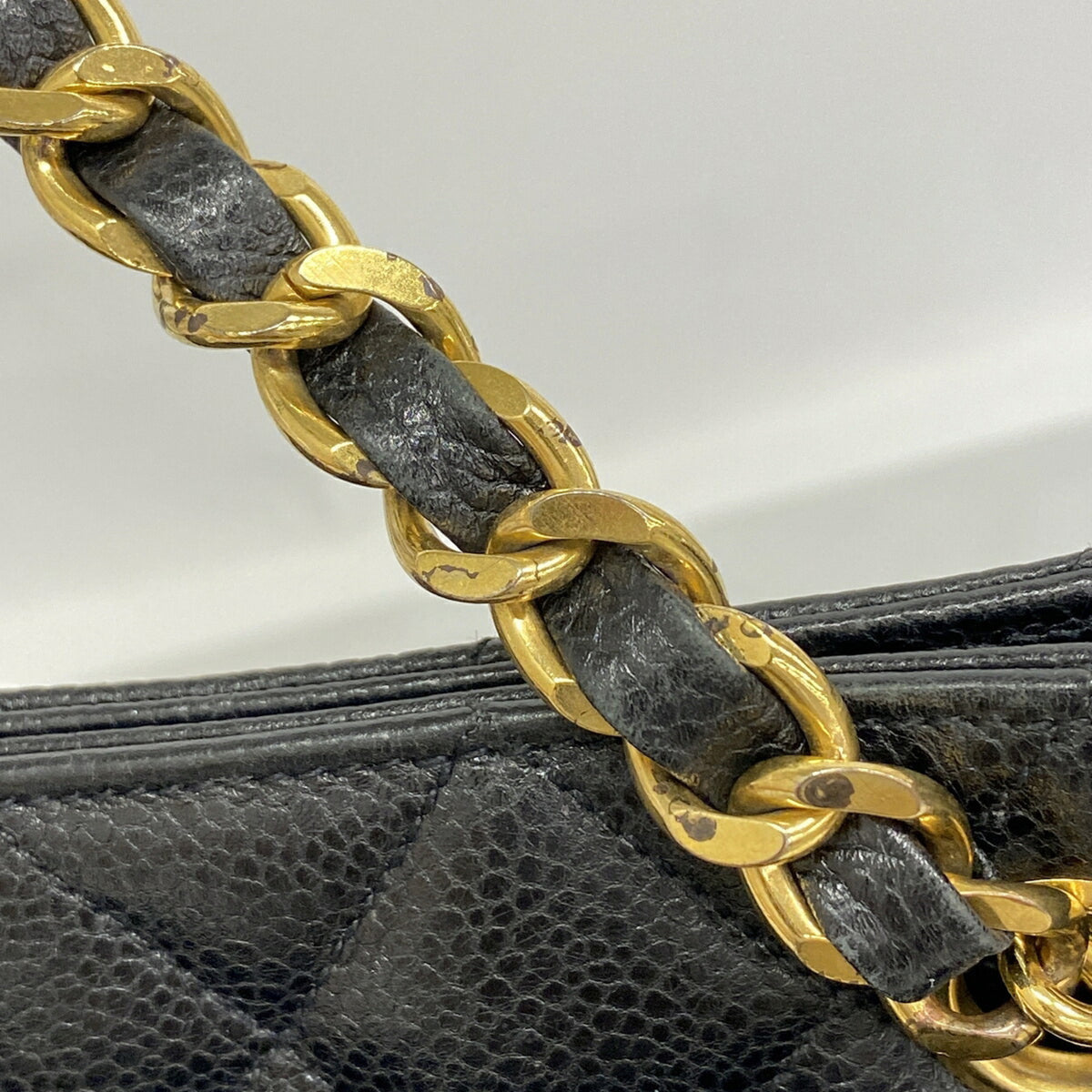 Chanel Black Grained Calfskin Shoulder Bag (Pre-Owned)