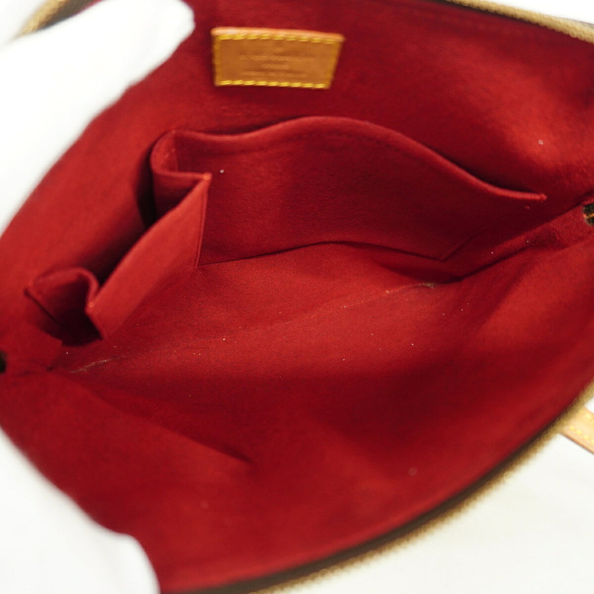 Louis Vuitton Brown Shoulder Bag (Pre-Owned)