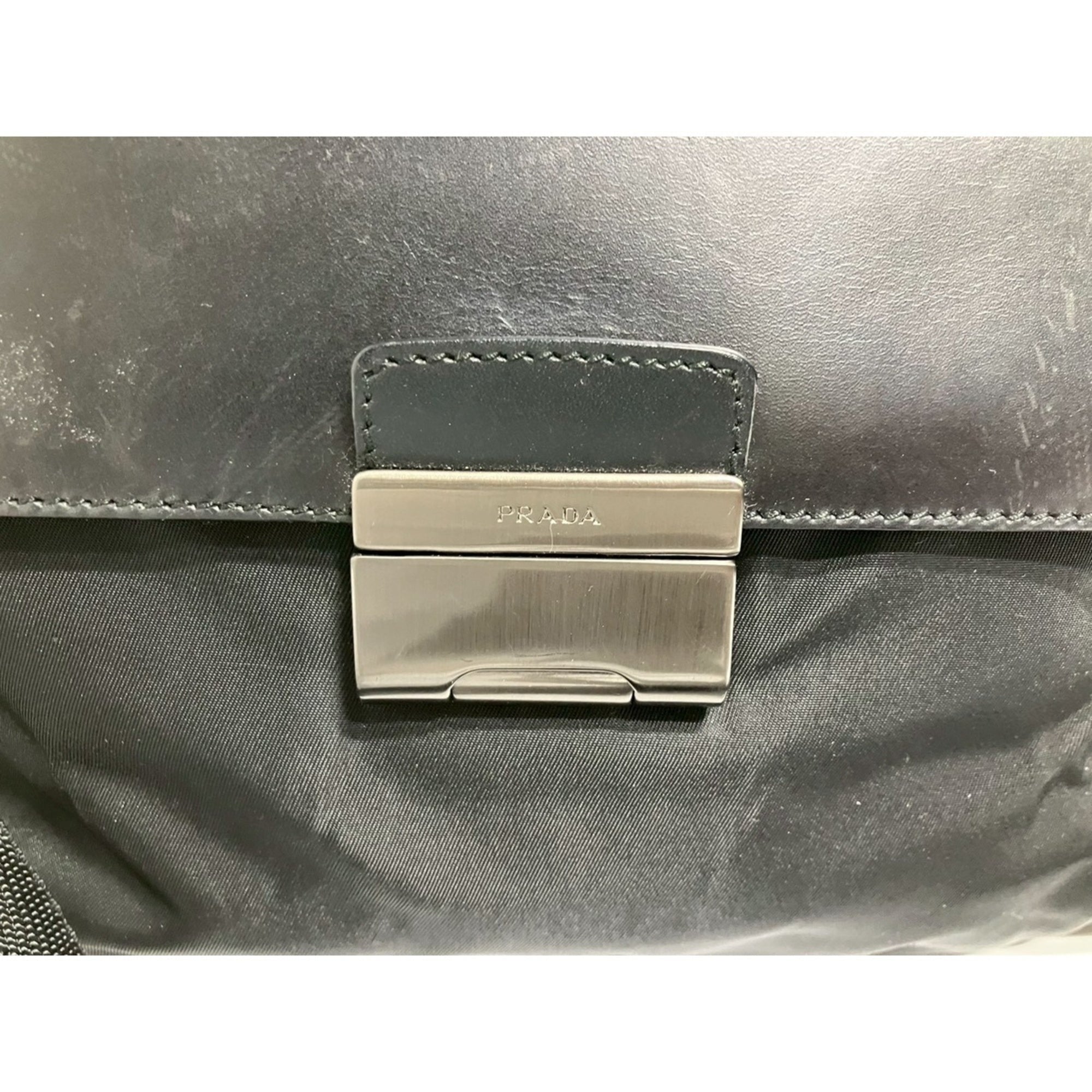 Prada Black Nylon Shoulder Bag (Pre-Owned)