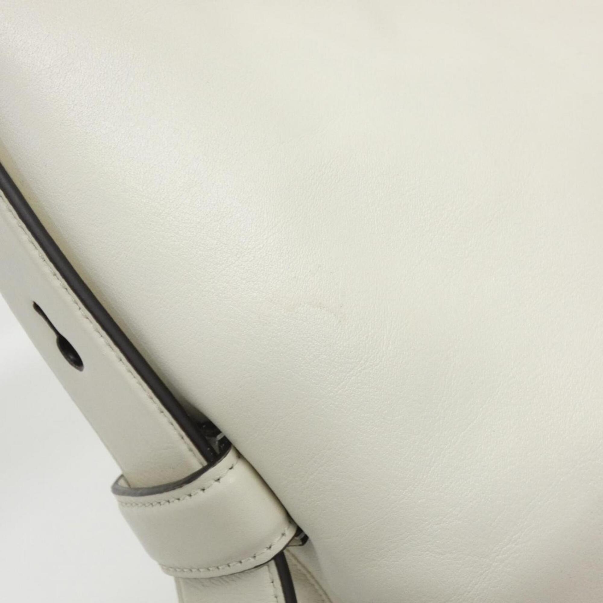 Gucci White Leather Handbag (Pre-Owned)