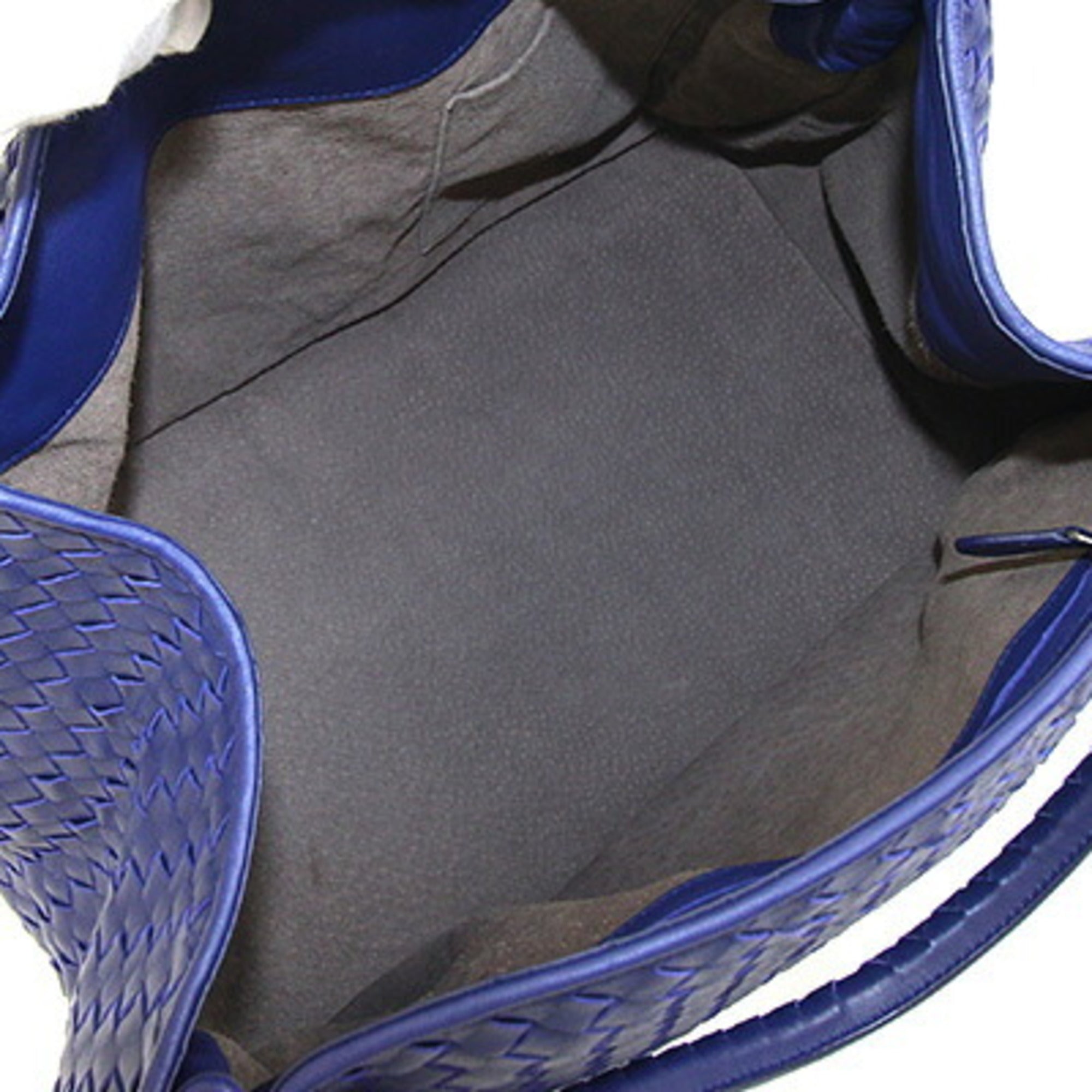 Bottega Veneta Blue Intrecciato Shoulder Bag (Pre-Owned)