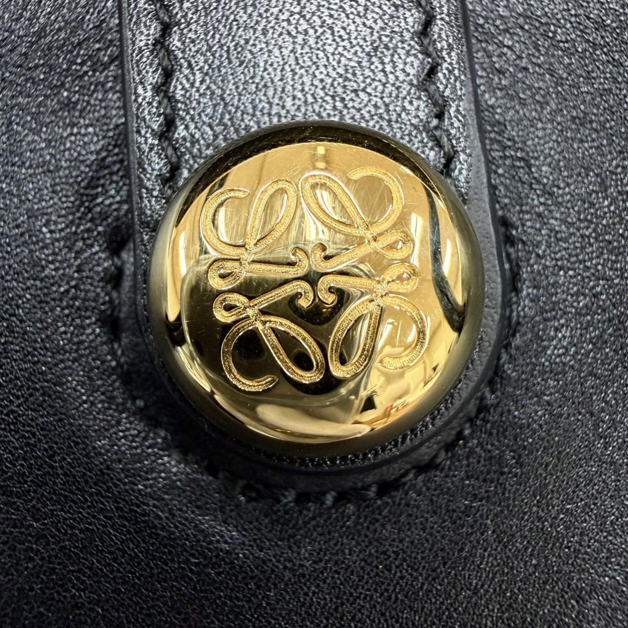 Loewe Black Leather Handbag (Pre-Owned)