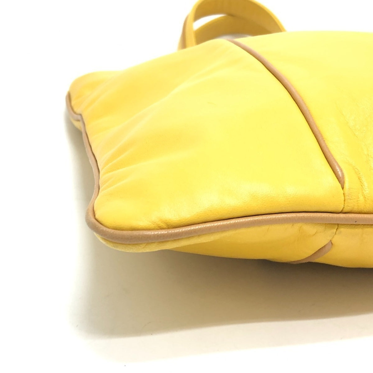 Loewe Yellow Leather Handbag Tote Bag (Pre-Owned)