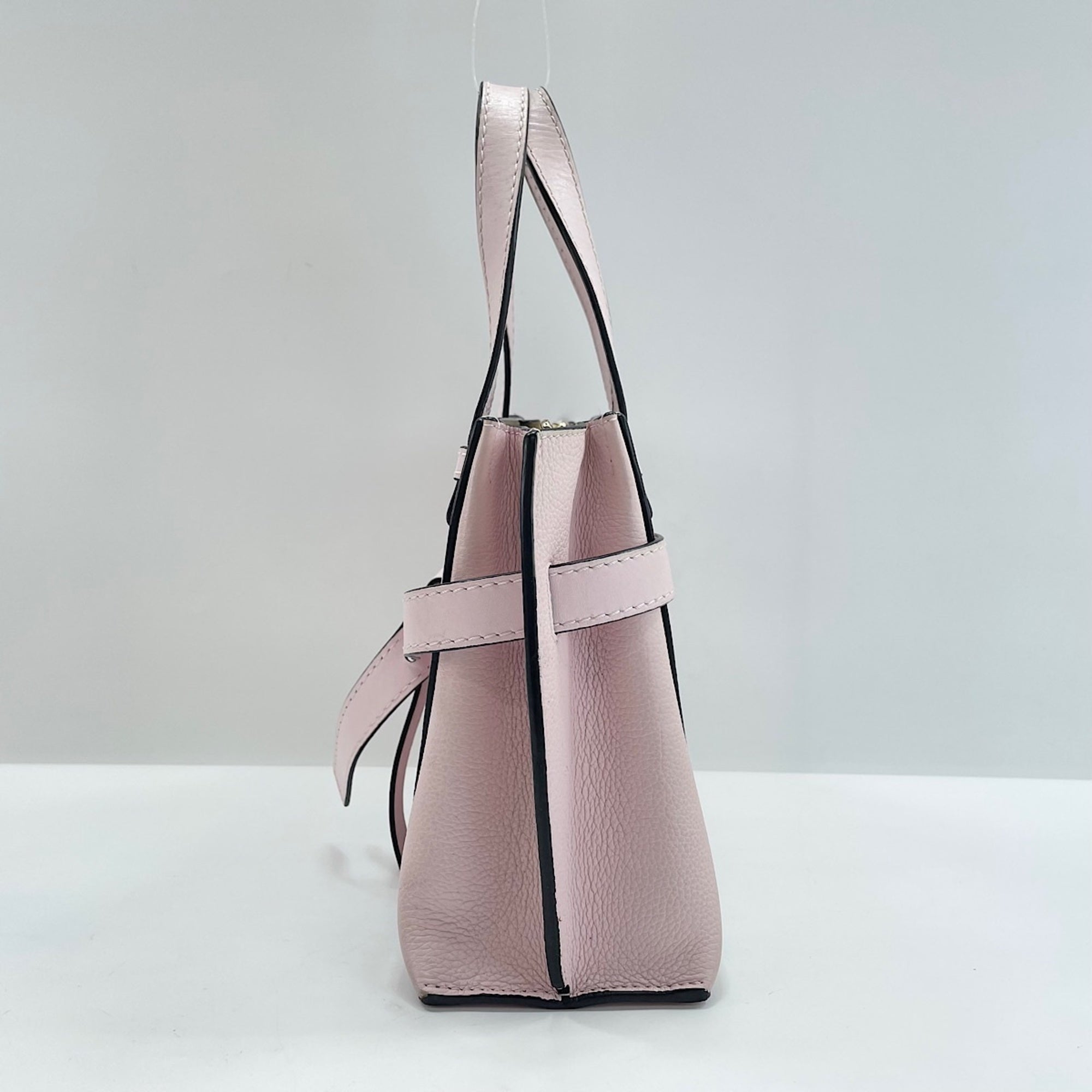 Loewe Pink Leather Handbag (Pre-Owned)