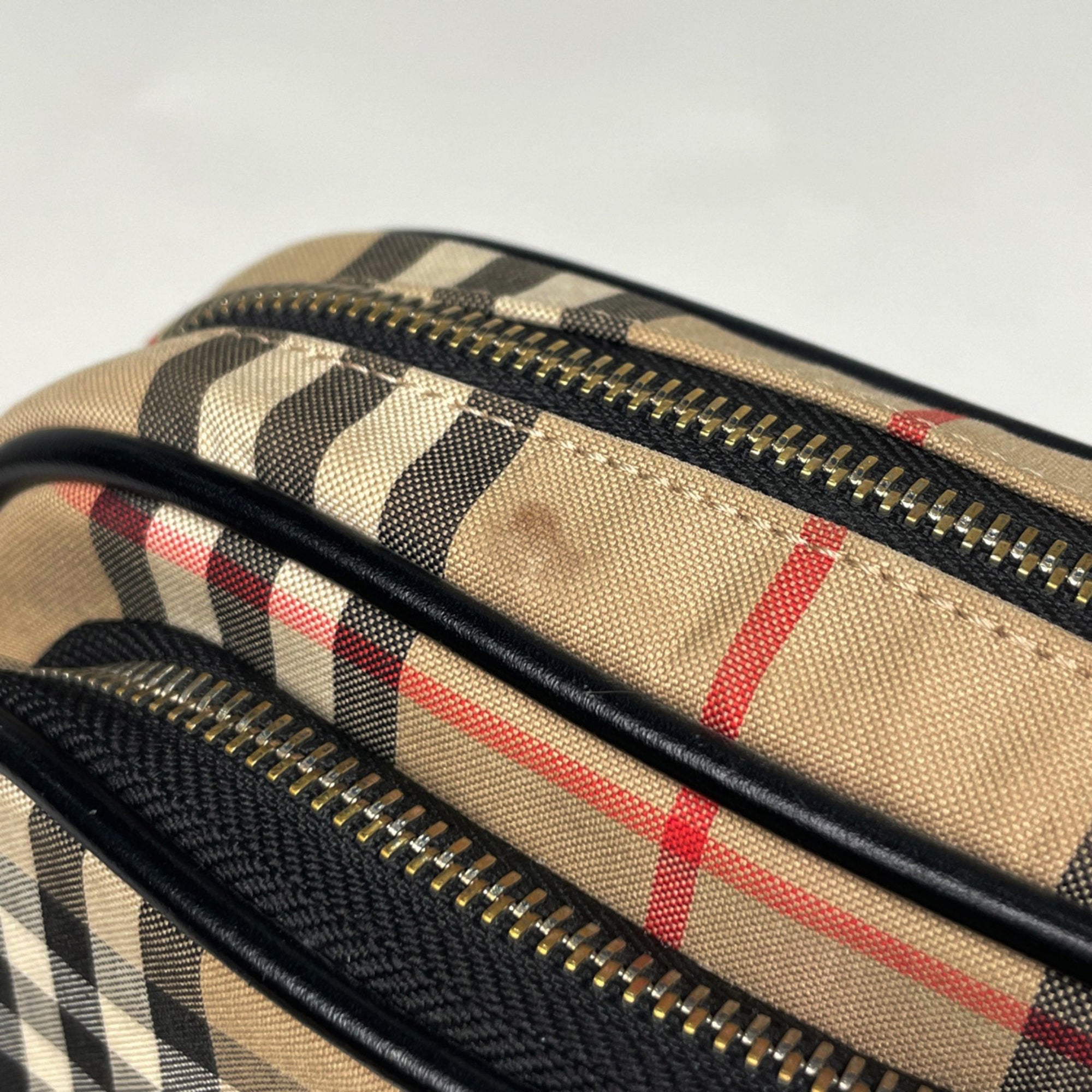 Burberry Beige Black Canvas Leather Shoulder Bag (Pre-Owned)