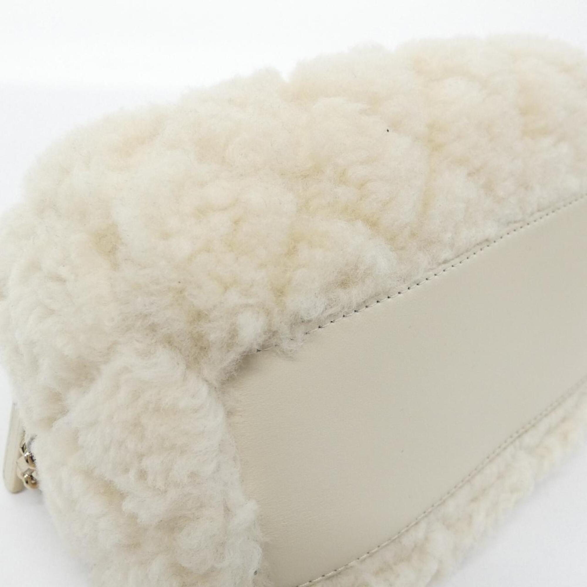 Chanel Ivory Handbag (Pre-Owned)