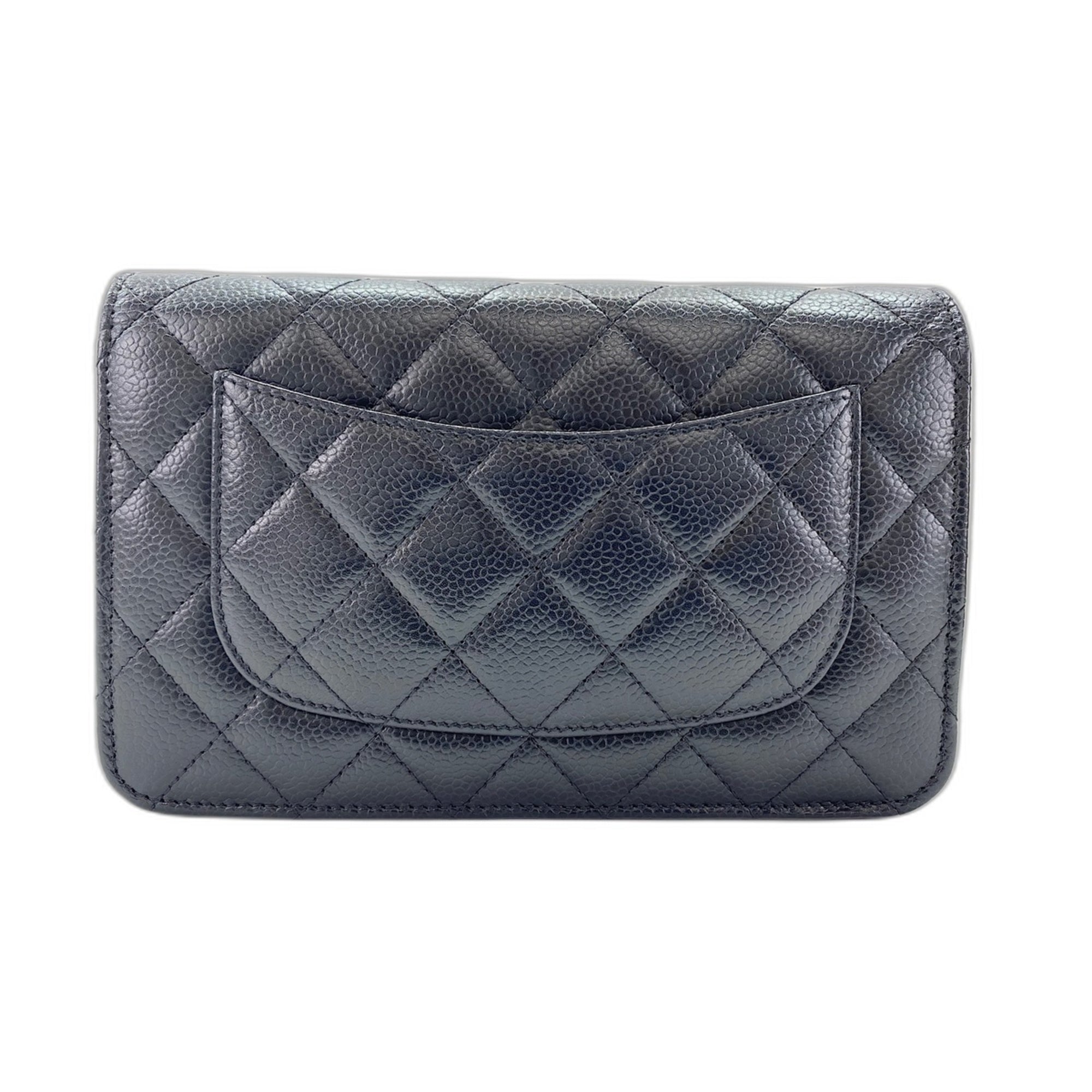 Chanel Matelasse Black Shoulder Bag (Pre-Owned)