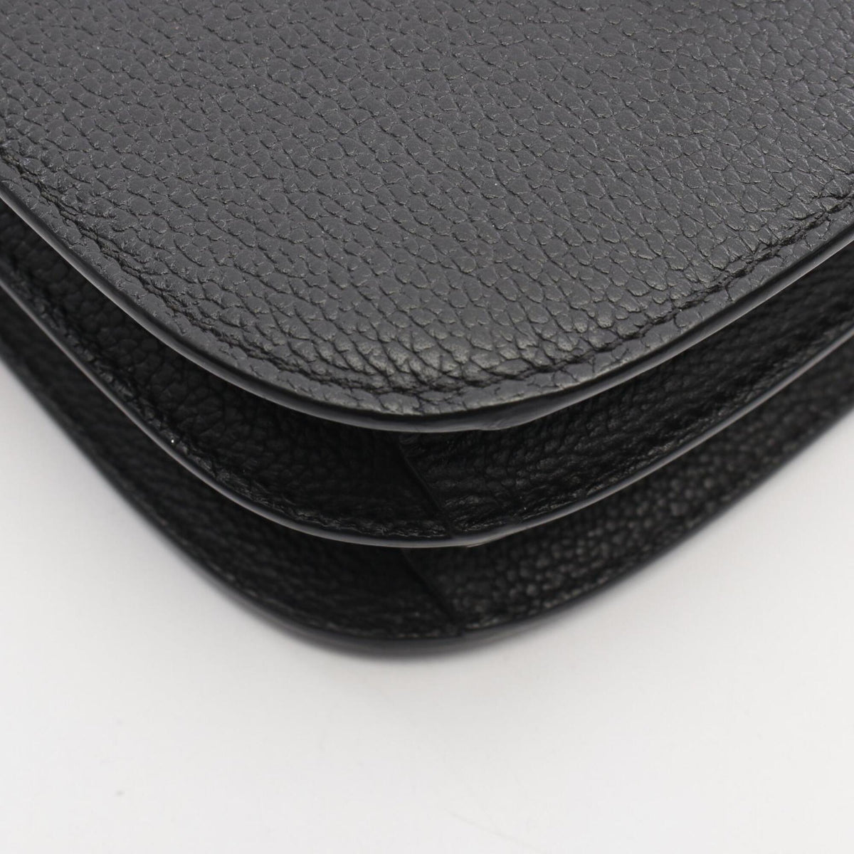 Mcm Black Leather Shoulder Bag (Pre-Owned)