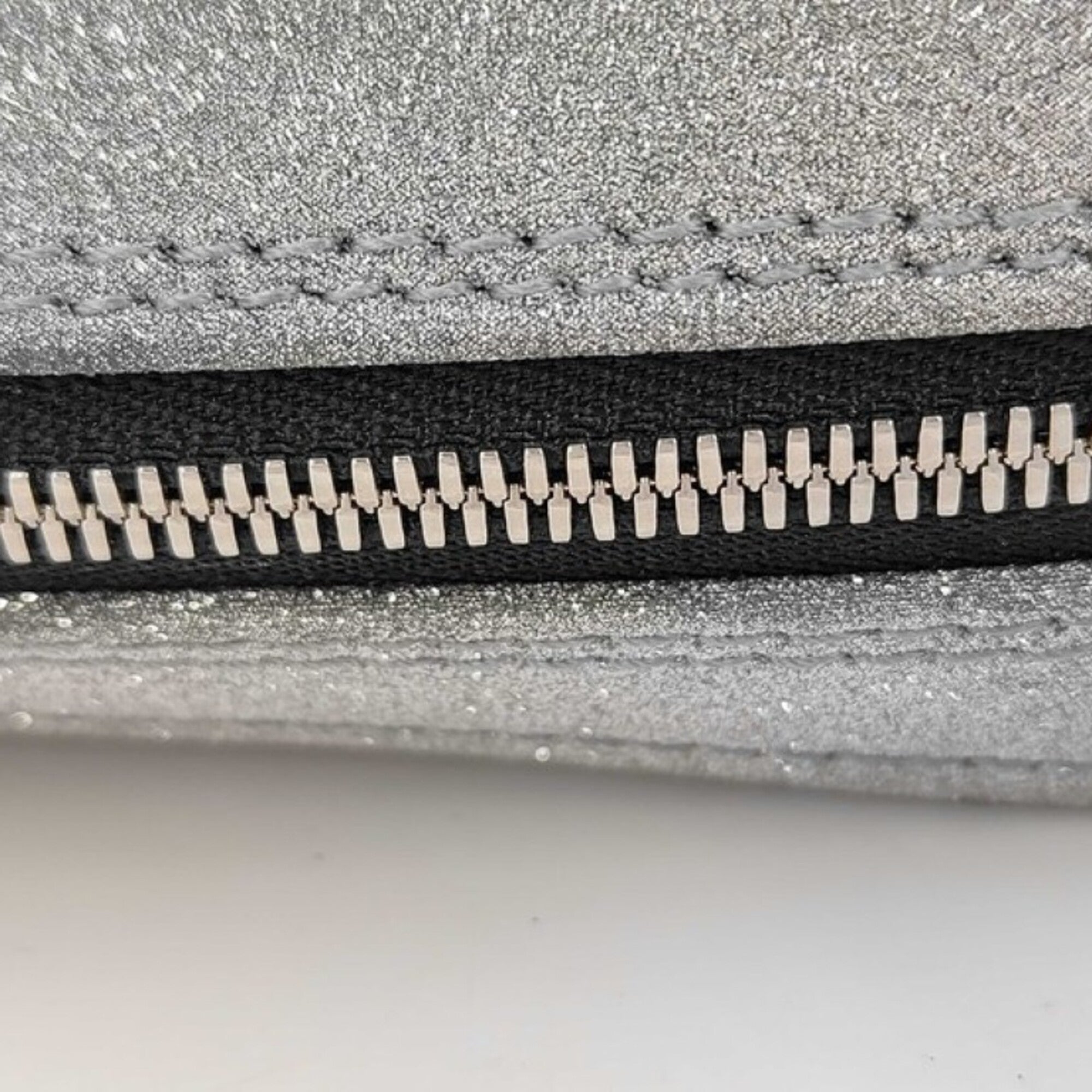 Balenciaga Silver Leather Clutch Bag (Pre-Owned)