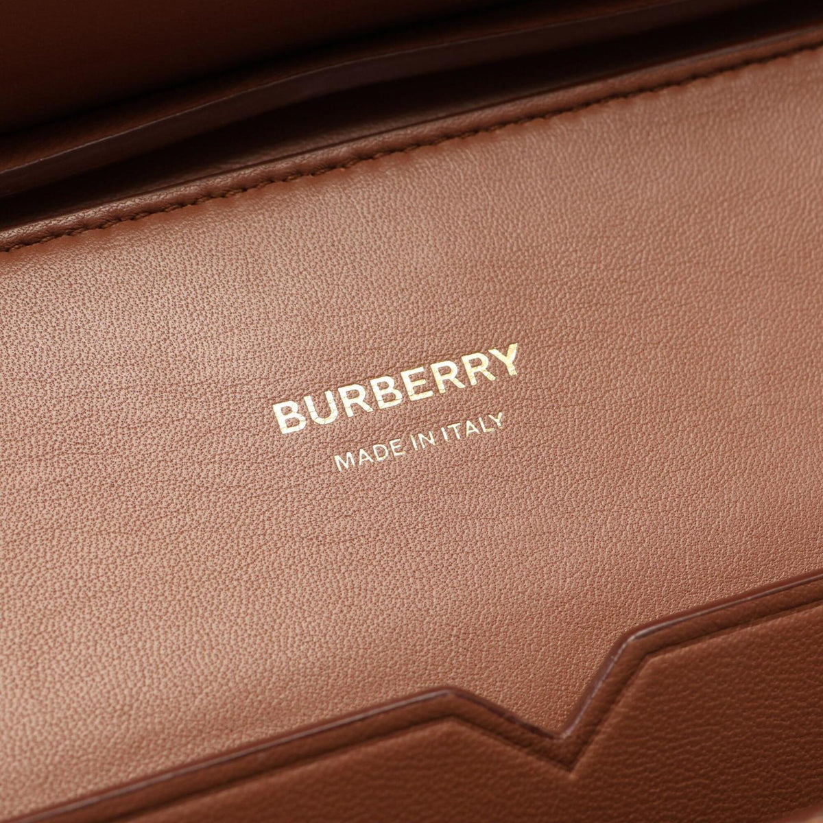 Burberry Brown Red Color Leather Handbag Tote Bag (Pre-Owned)