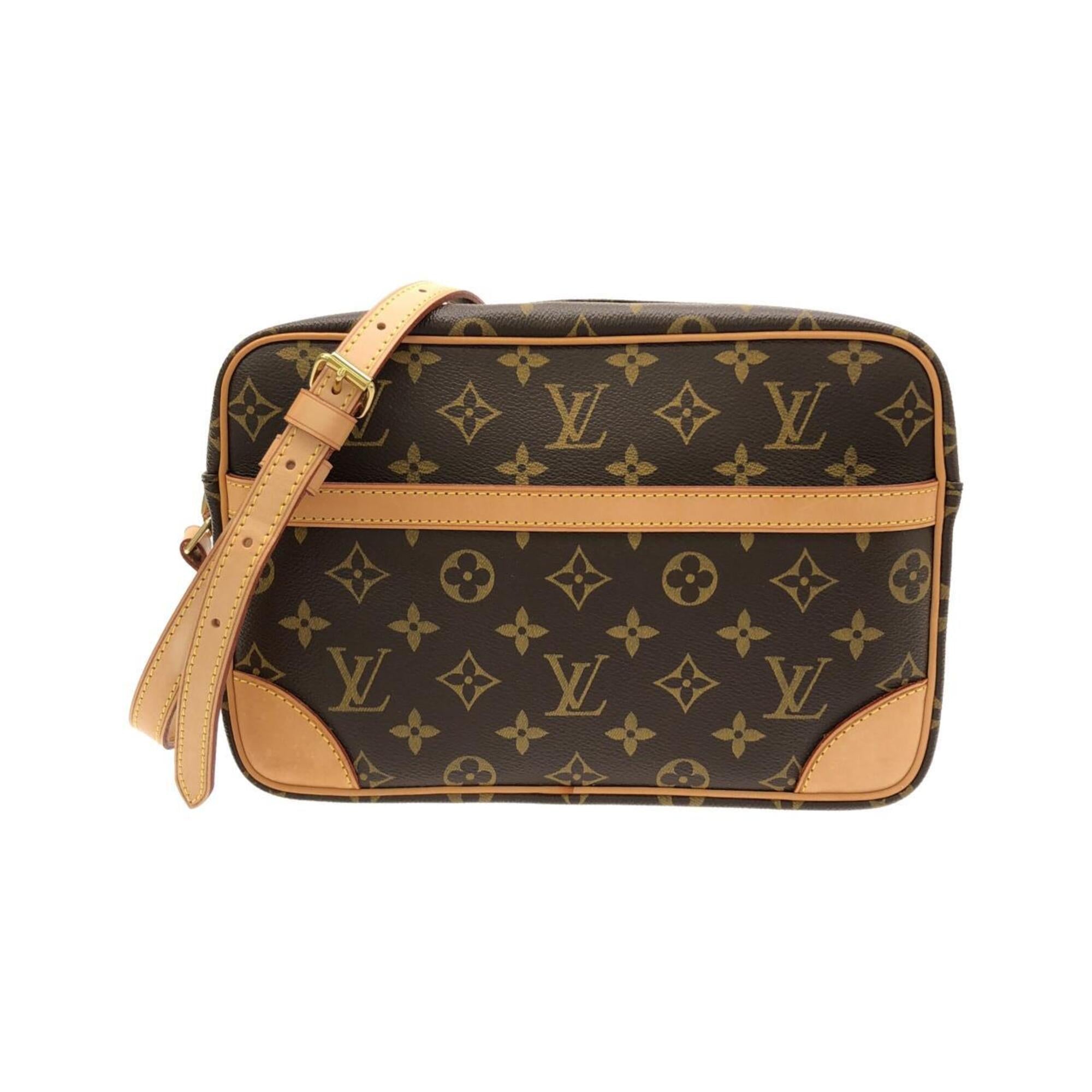 Louis Vuitton Marron Coated Canvas Shoulder Bag (Pre-Owned)