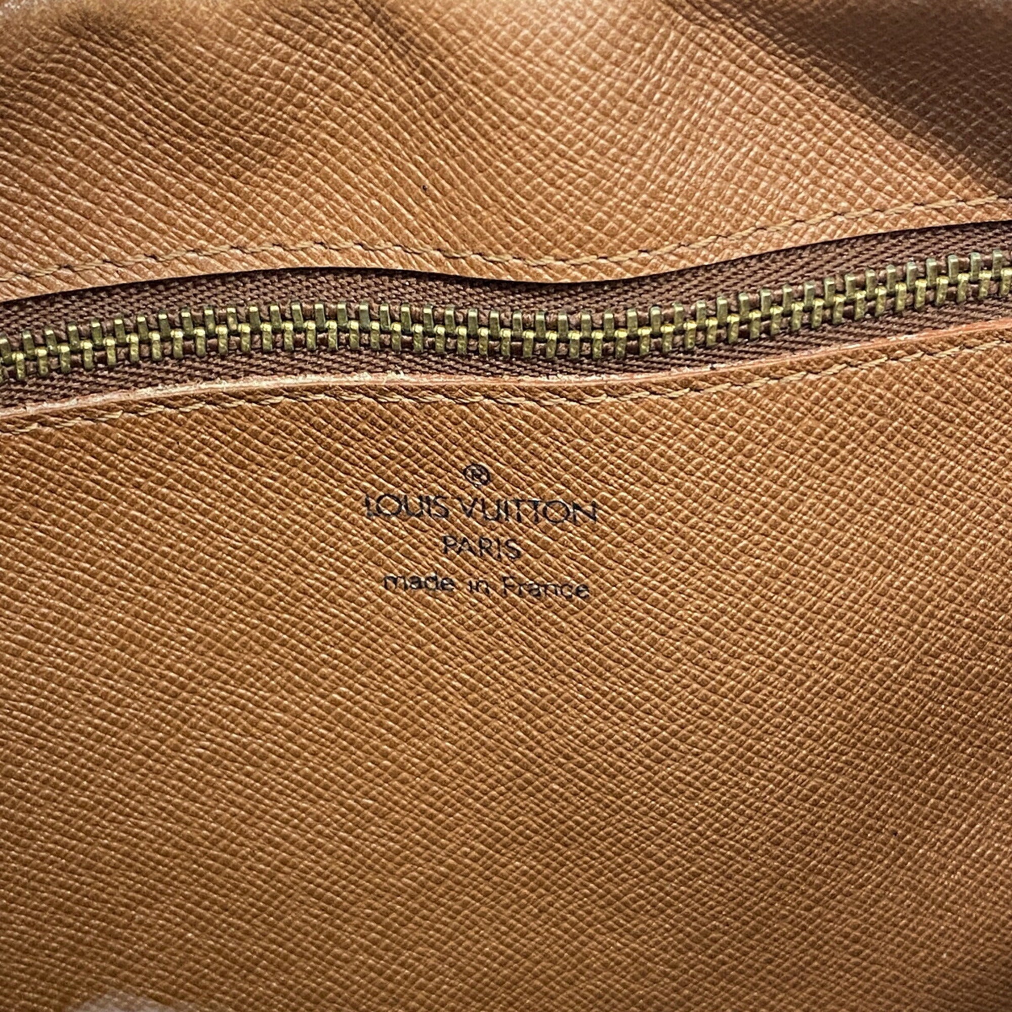 Louis Vuitton Brown Shoulder Bag (Pre-Owned)