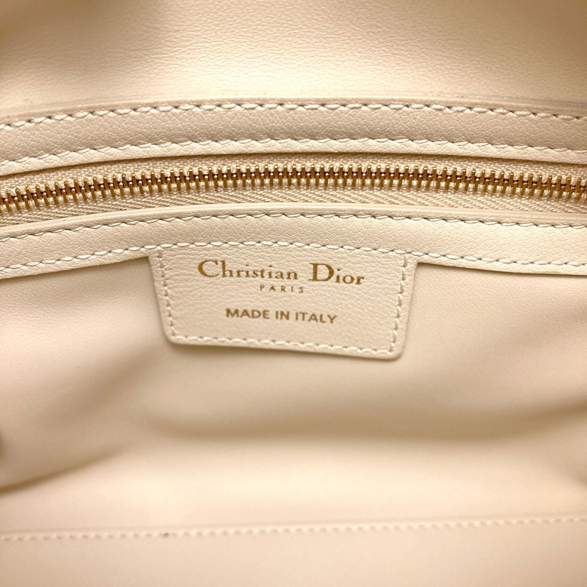 Christian Dior Cream Leather Handbag (Pre-Owned)