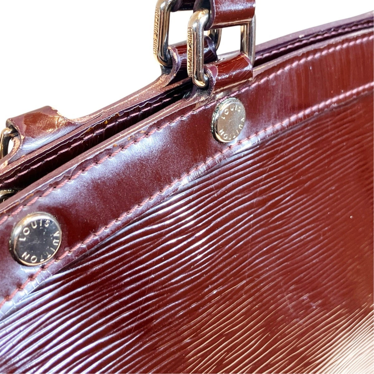Louis Vuitton Galle Leather Handbag (Pre-Owned)