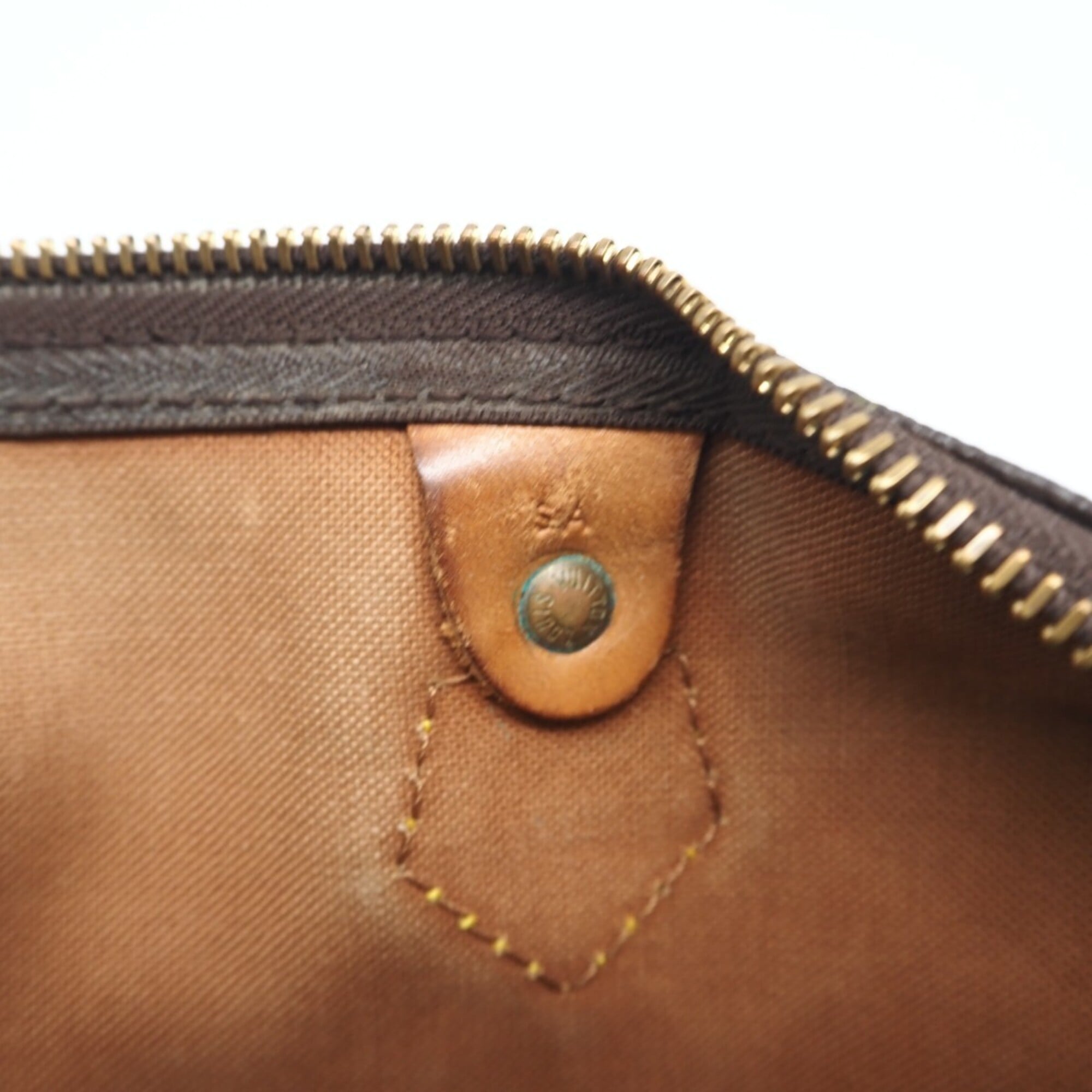 Louis Vuitton Brown Monogram Monogram Handbag (Pre-Owned)