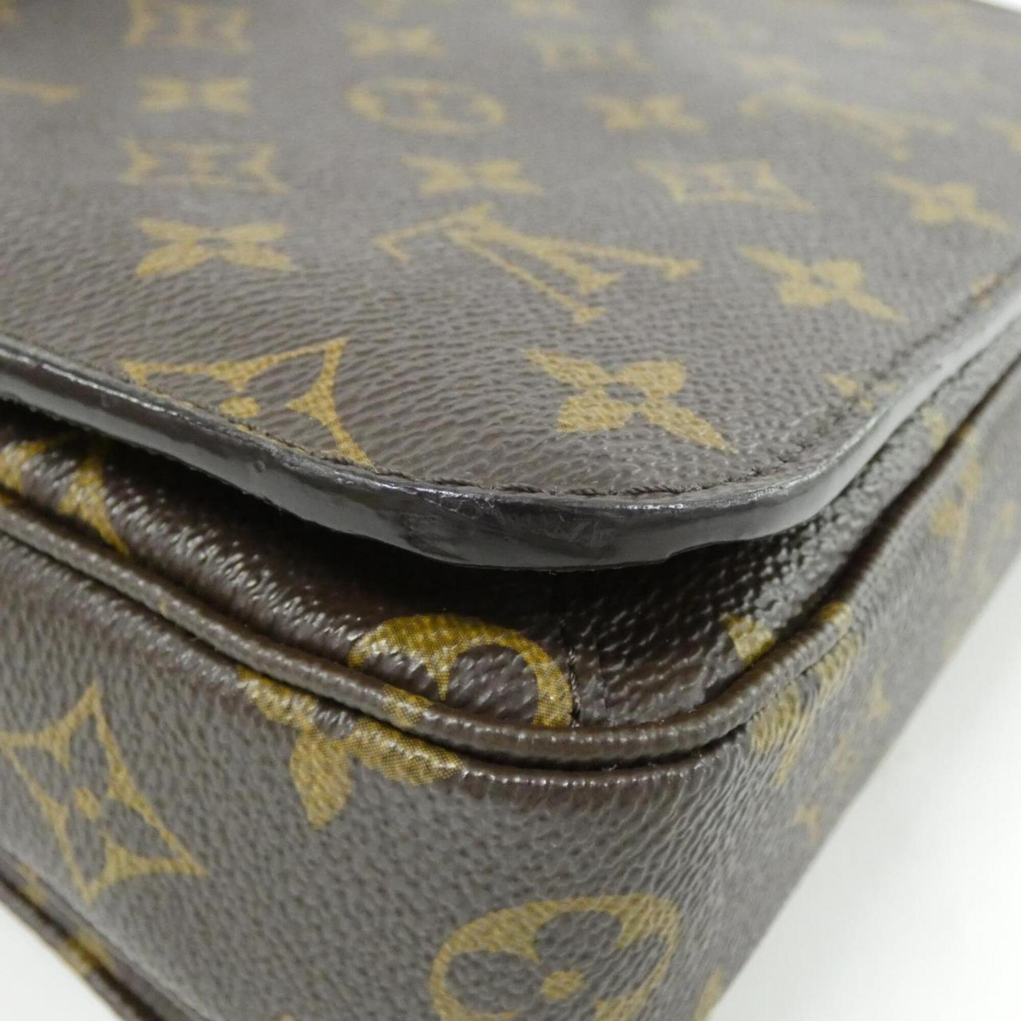 Louis Vuitton Brown Coated Canvas Handbag Pochette (Pre-Owned)