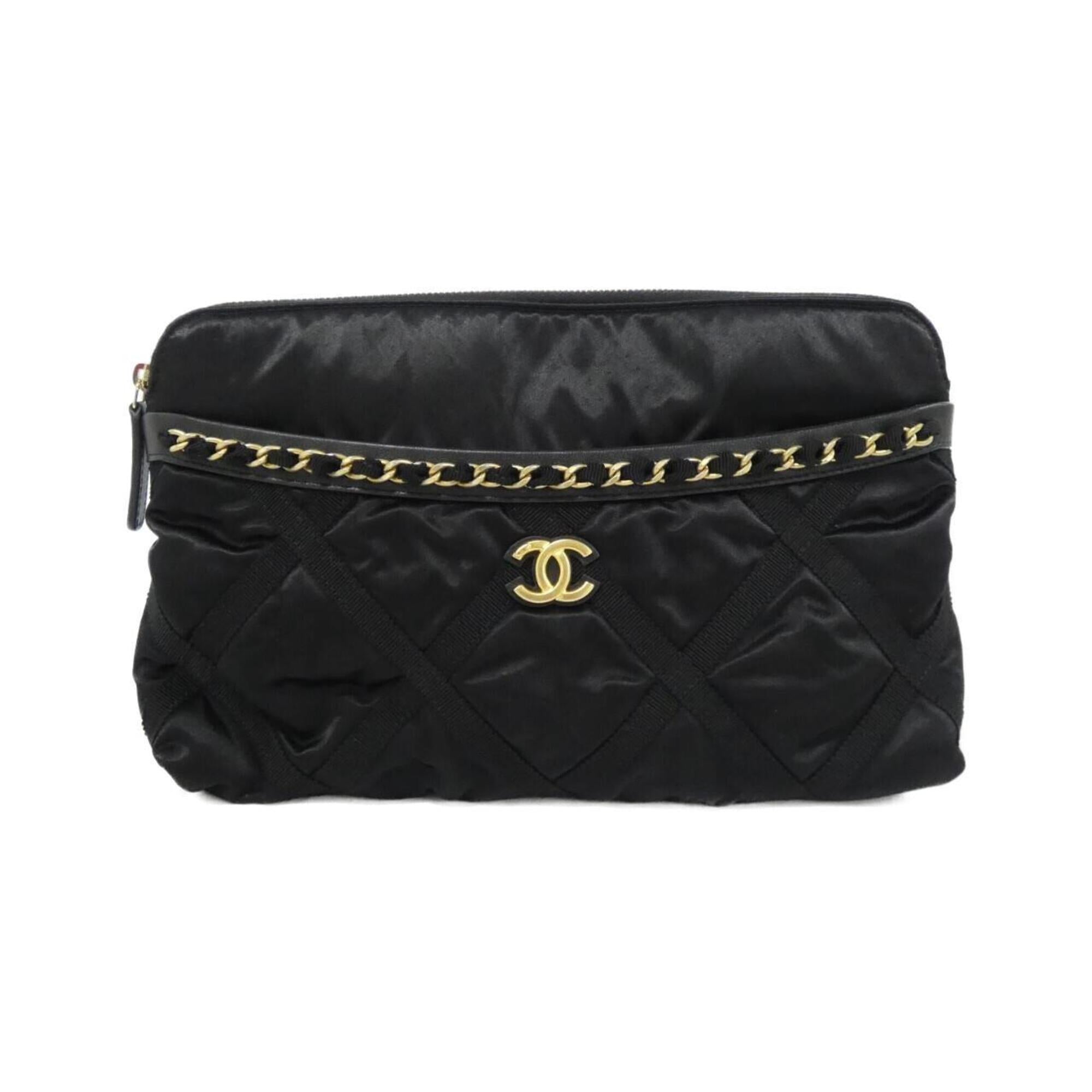 Chanel Black Nylon Handbag (Pre-Owned)