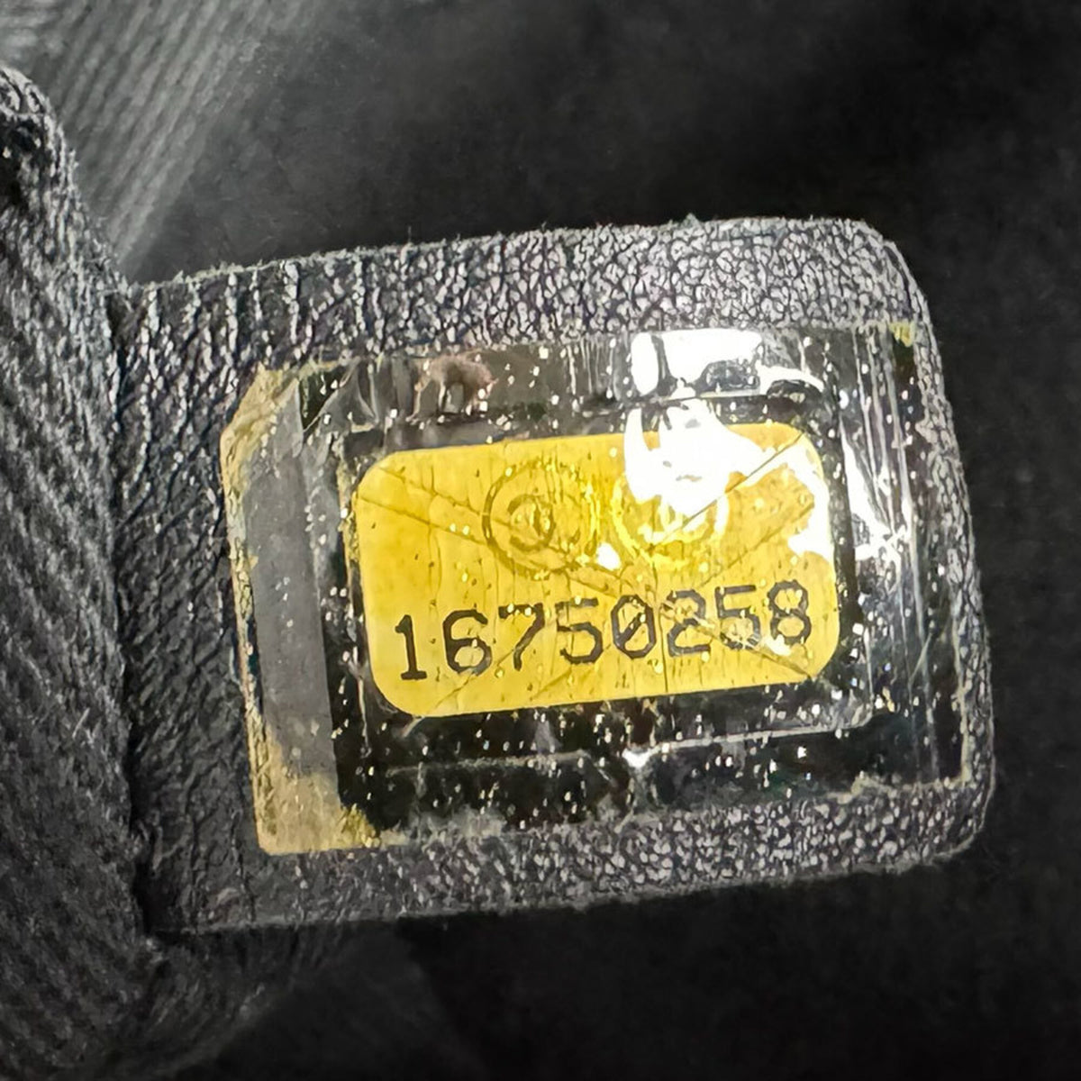 Chanel Black Grained Calfskin Shoulder Bag (Pre-Owned)