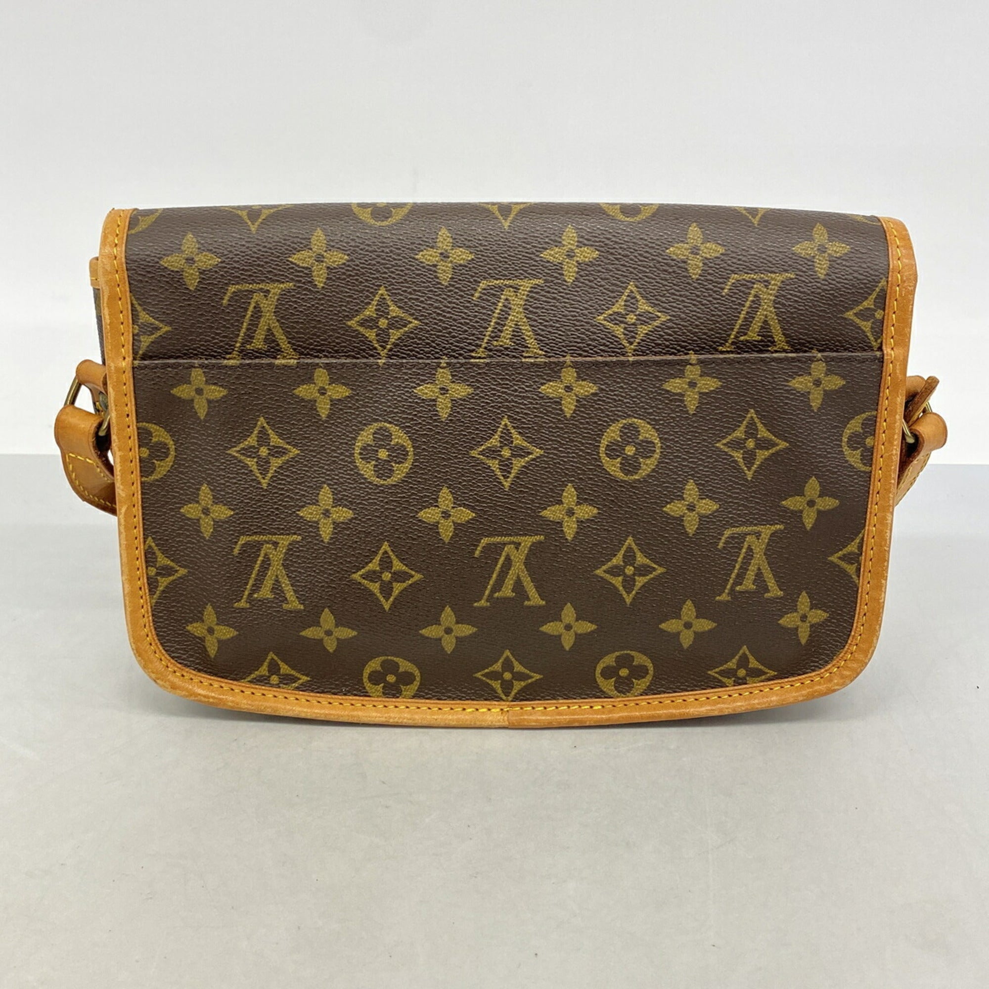 Louis Vuitton Brown Shoulder Bag (Pre-Owned)