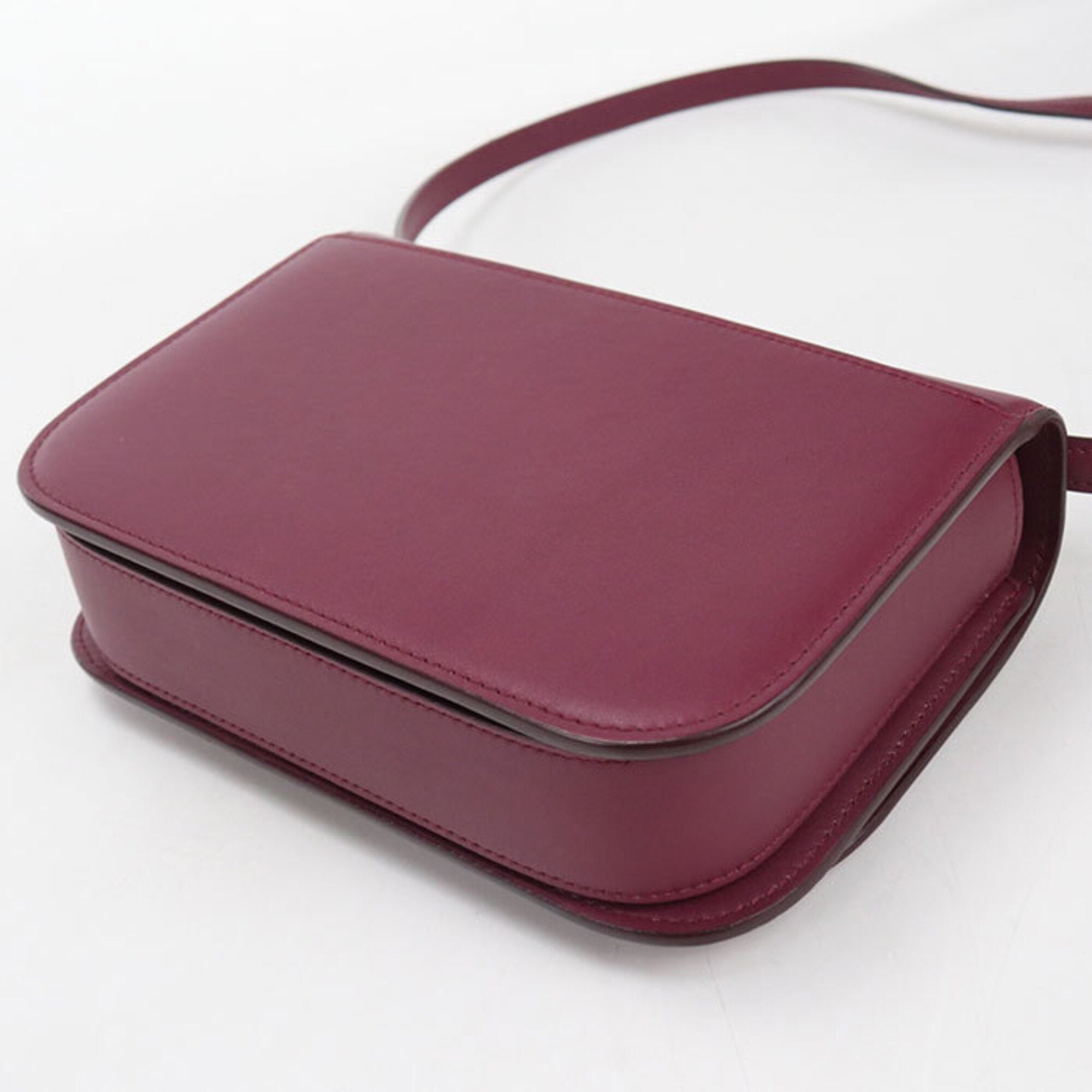 Loewe Purple Leather Shoulder Bag (Pre-Owned)