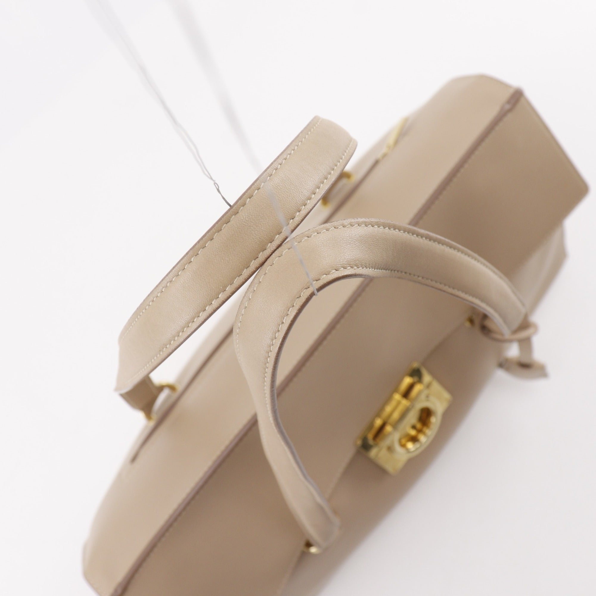 Salvatore Ferragamo Beige Leather Tote Bag (Pre-Owned)