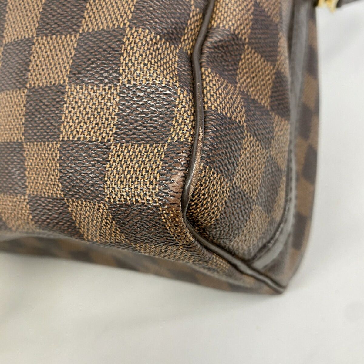 Louis Vuitton Ebene Handbag (Pre-Owned)