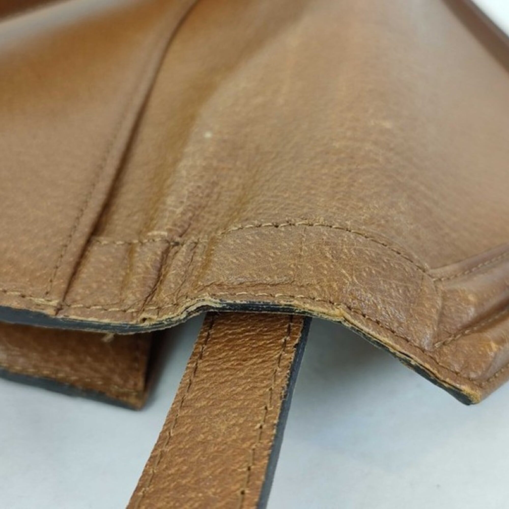 Yves Saint Laurent Brown Leather Shoulder Bag (Pre-Owned)