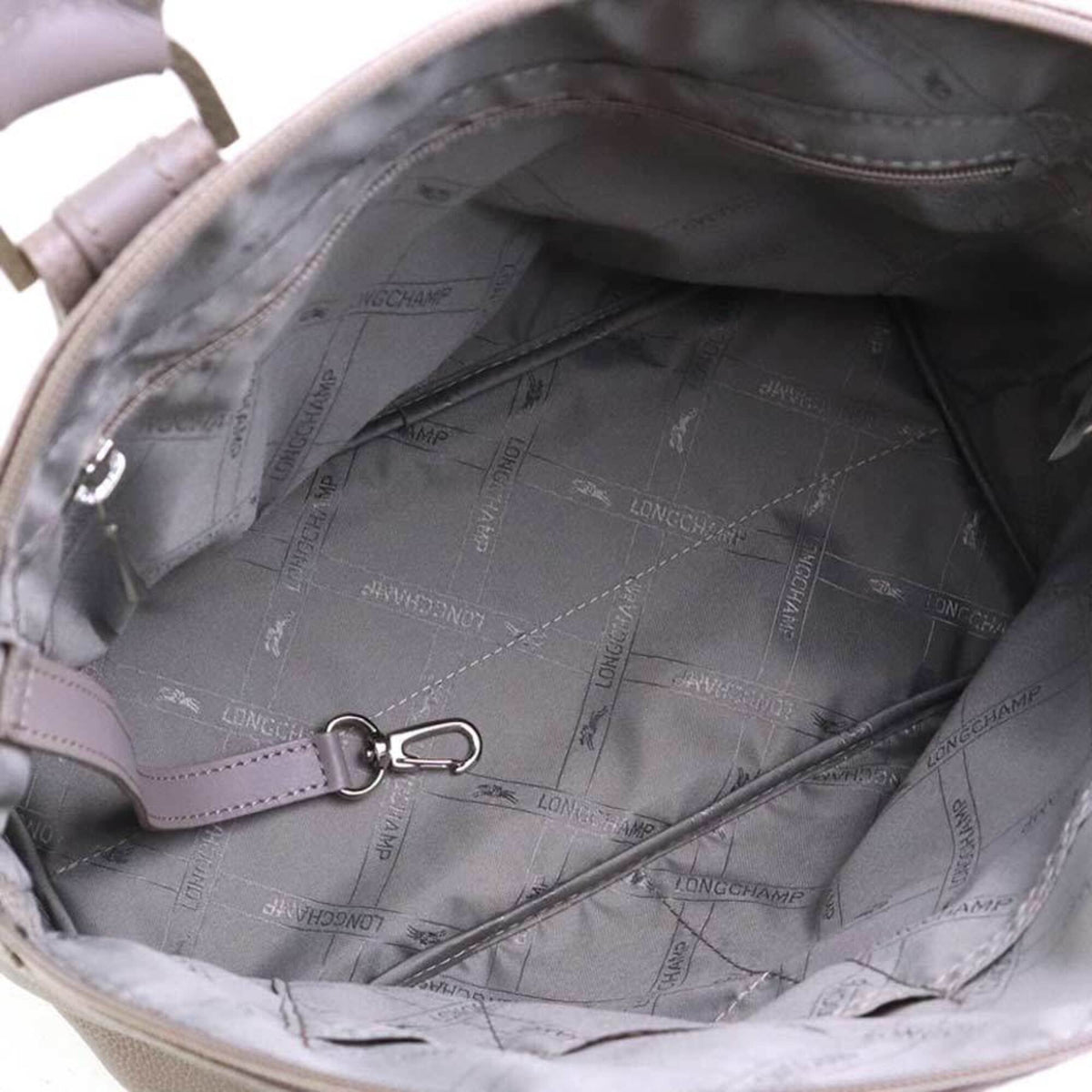 Longchamp Grayish Leather Handbag (Pre-Owned)