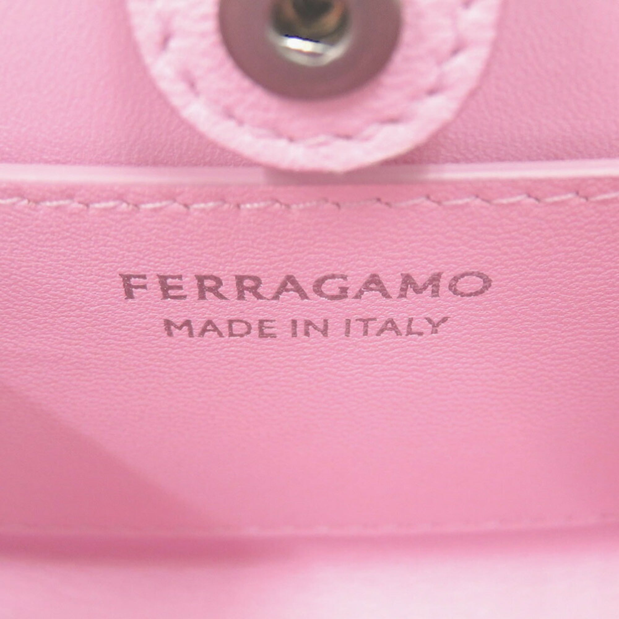 Salvatore Ferragamo Pink Leather Shoulder Bag (Pre-Owned)