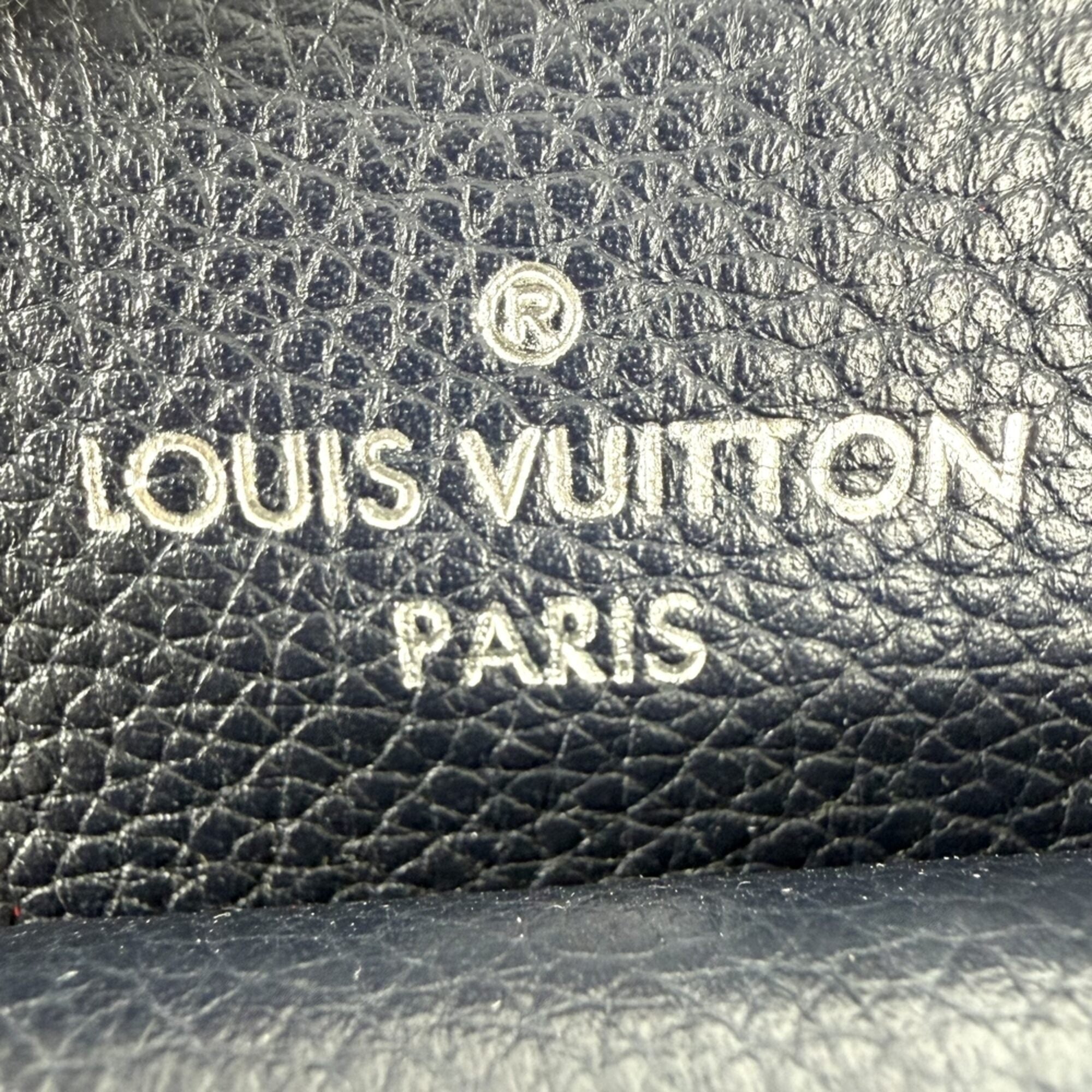 Louis Vuitton Navy Red Color Leather Shoulder Bag (Pre-Owned)