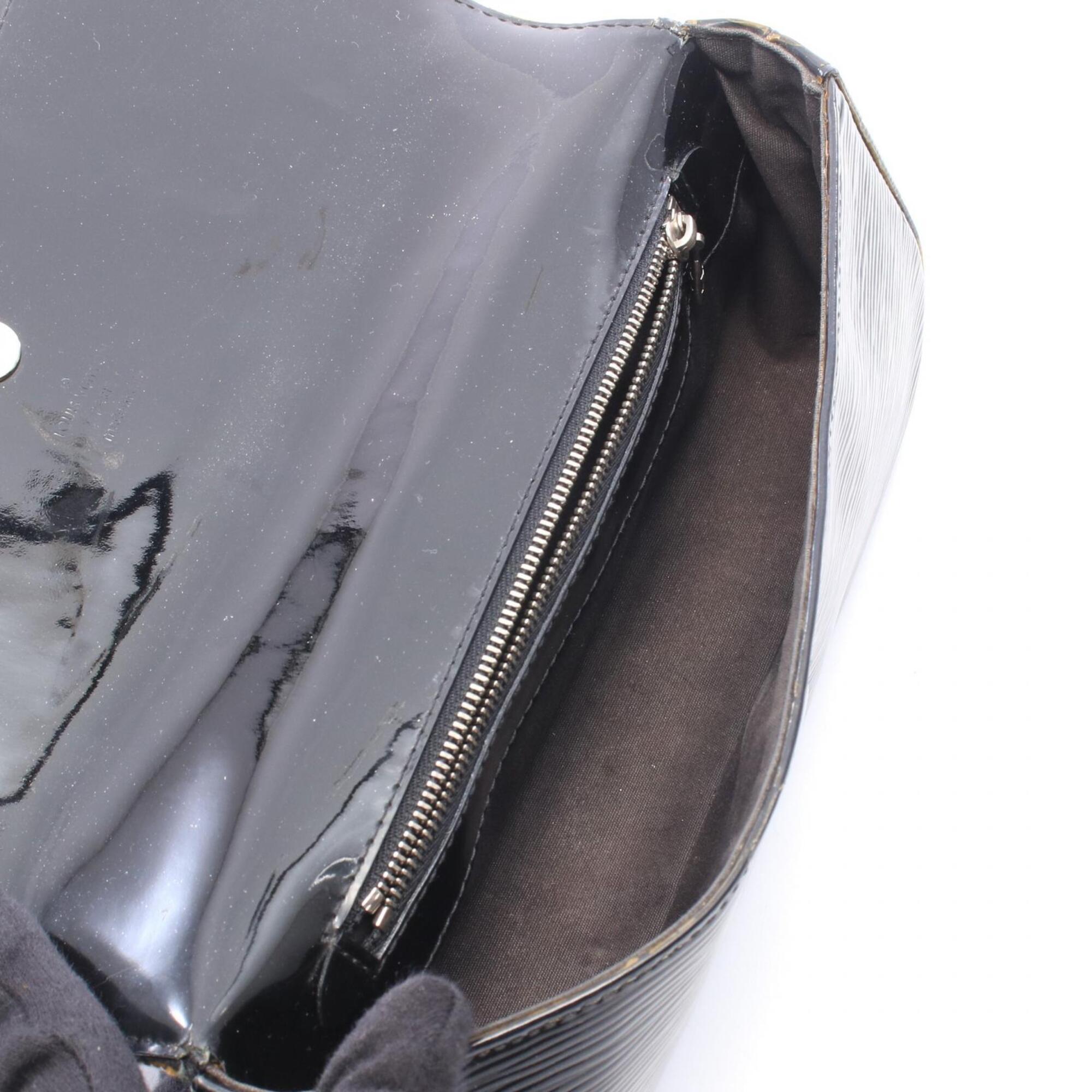 Louis Vuitton Black Noir Leather Clutch Bag Handbag (Pre-Owned)