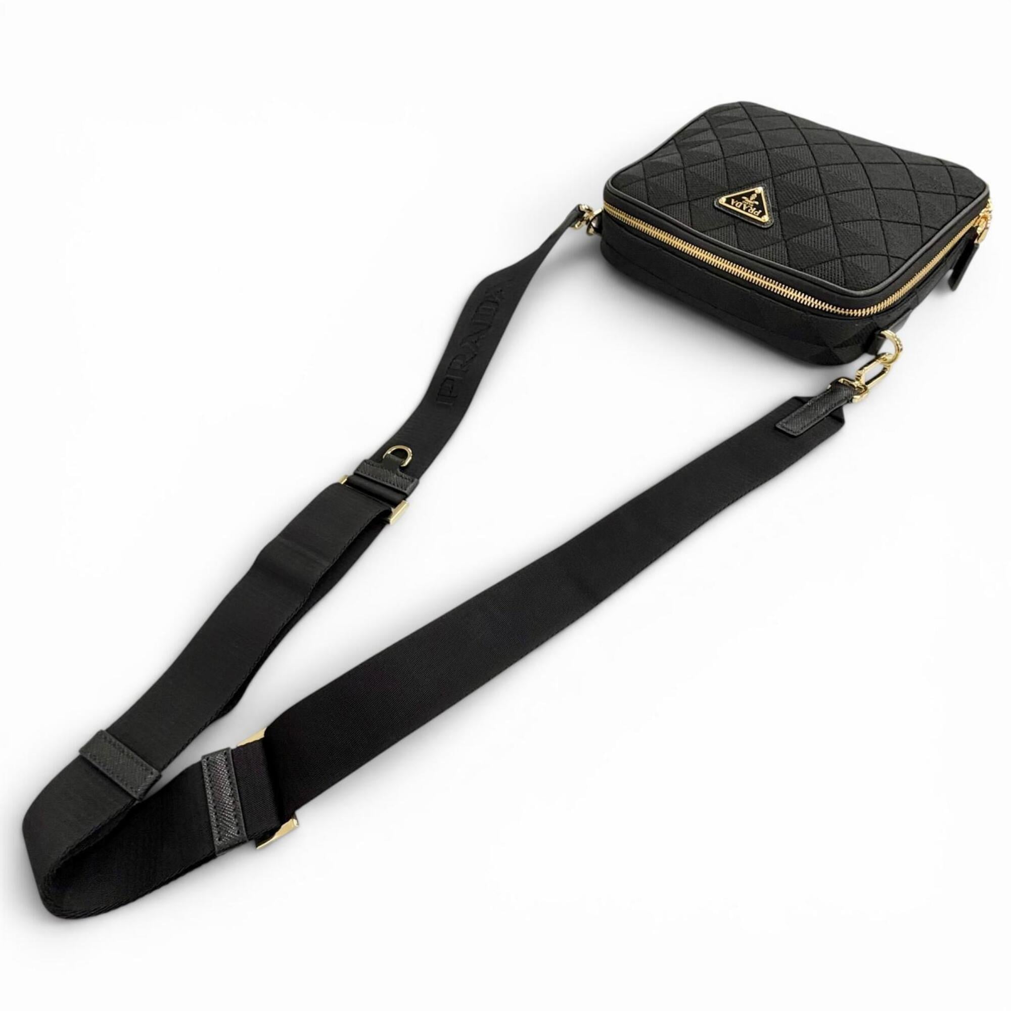 Prada Black Leather Shoulder Bag (Pre-Owned)