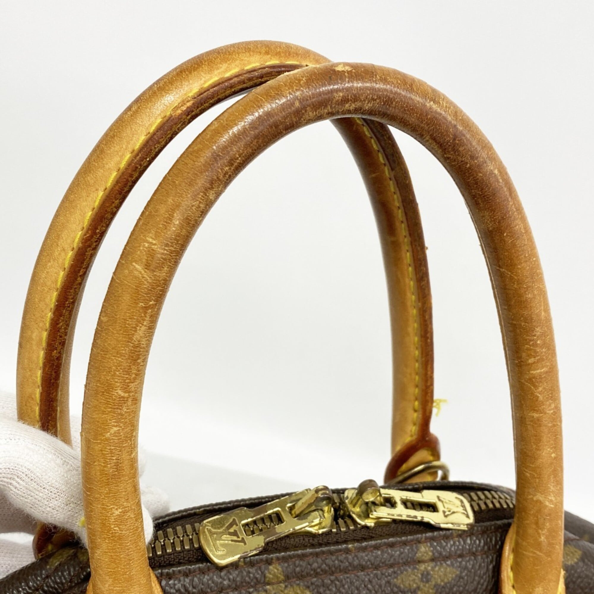 Louis Vuitton Brown Handbag (Pre-Owned)
