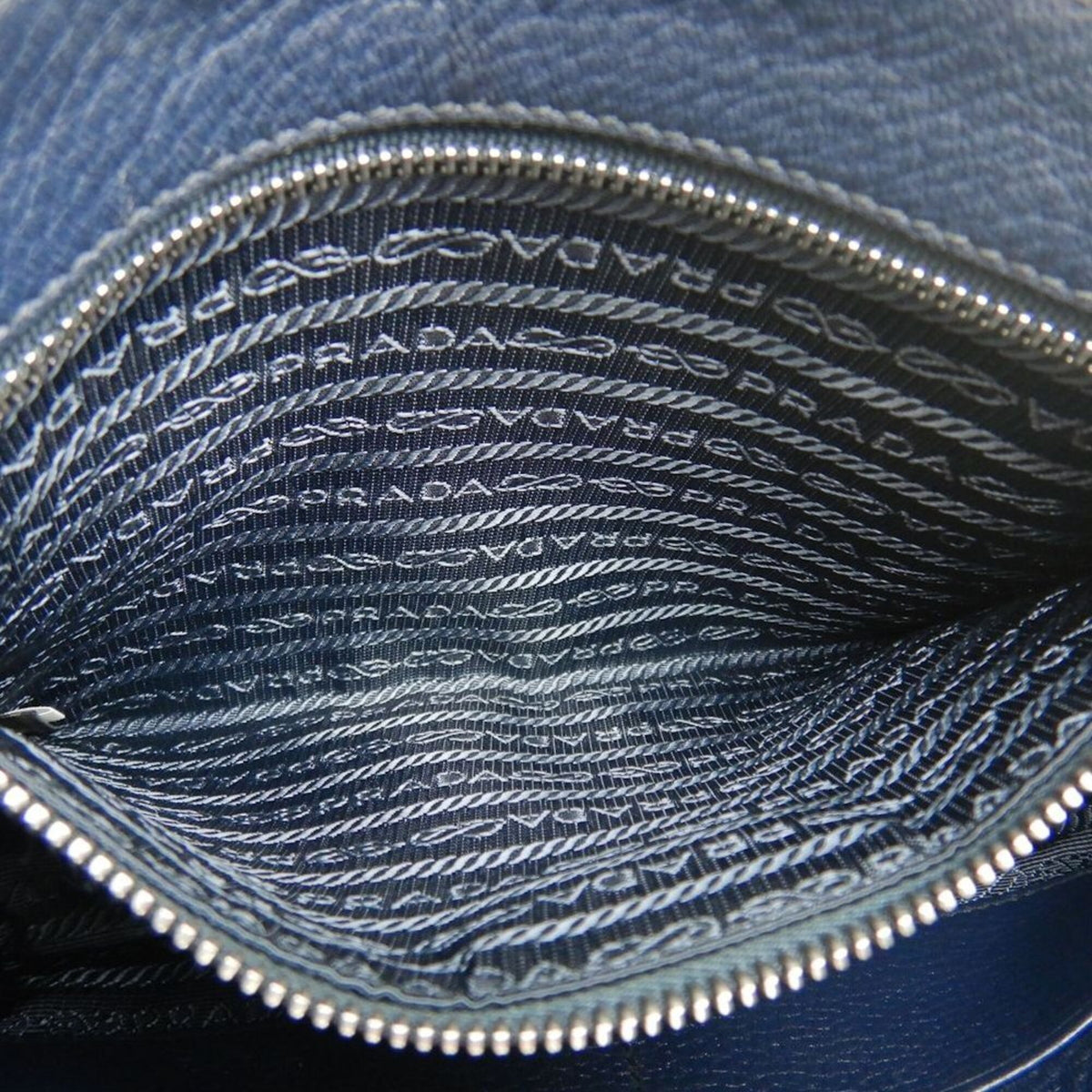Prada Silver Leather Clutch Bag (Pre-Owned)
