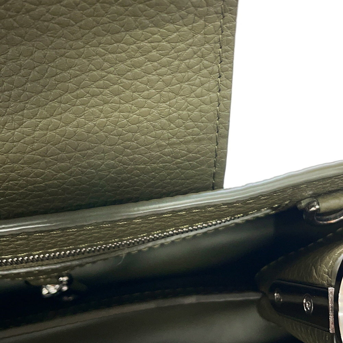 Louis Vuitton Green Khaki Leather Handbag Shoulder Bag (Pre-Owned)