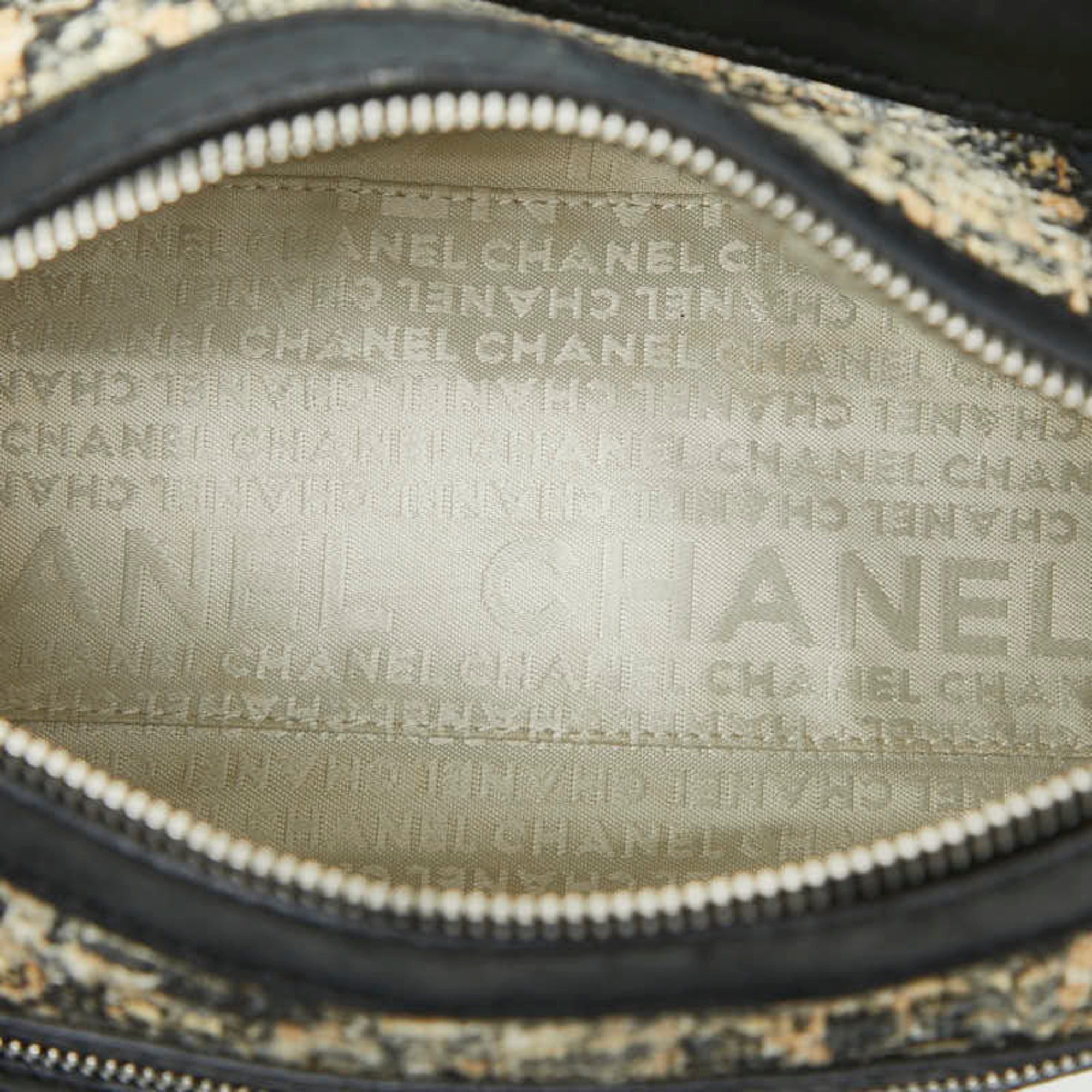 Chanel Beige Black Tweed Leather Handbag Shoulder Bag (Pre-Owned)
