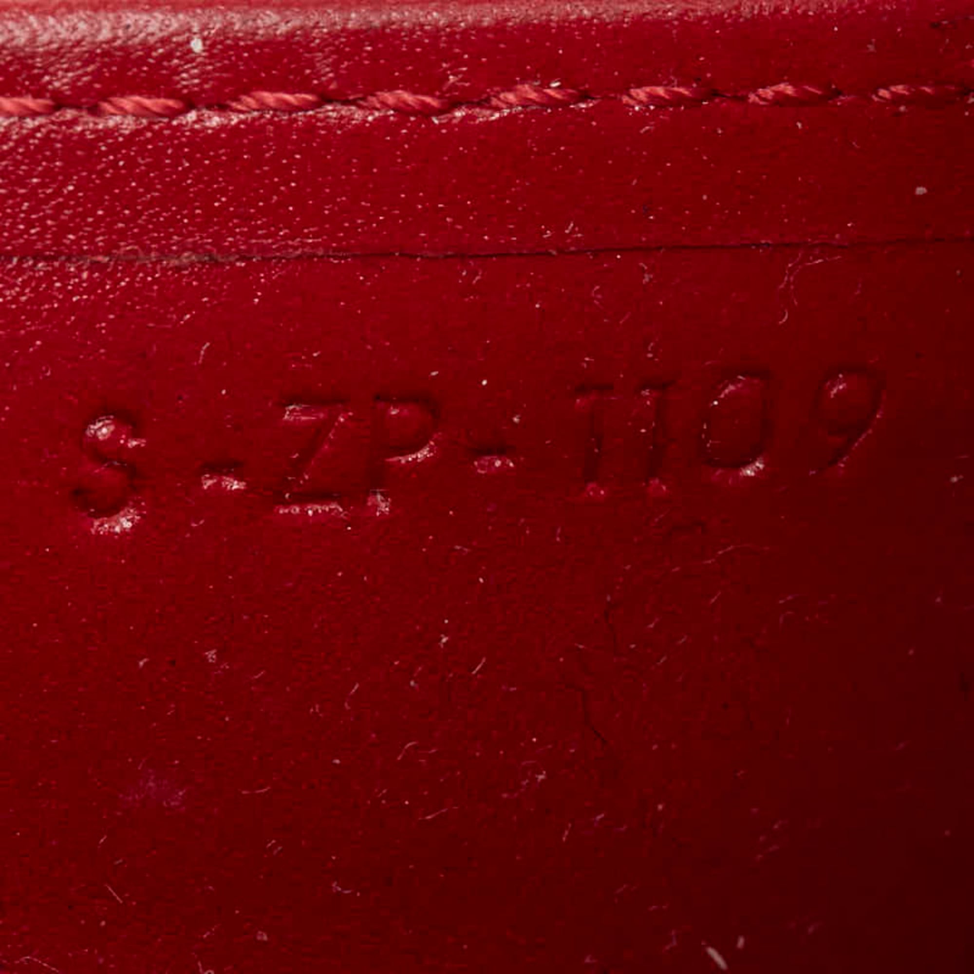 Celine Red Color Leather Long Wallet (Bi-Fold) (Pre-Owned)