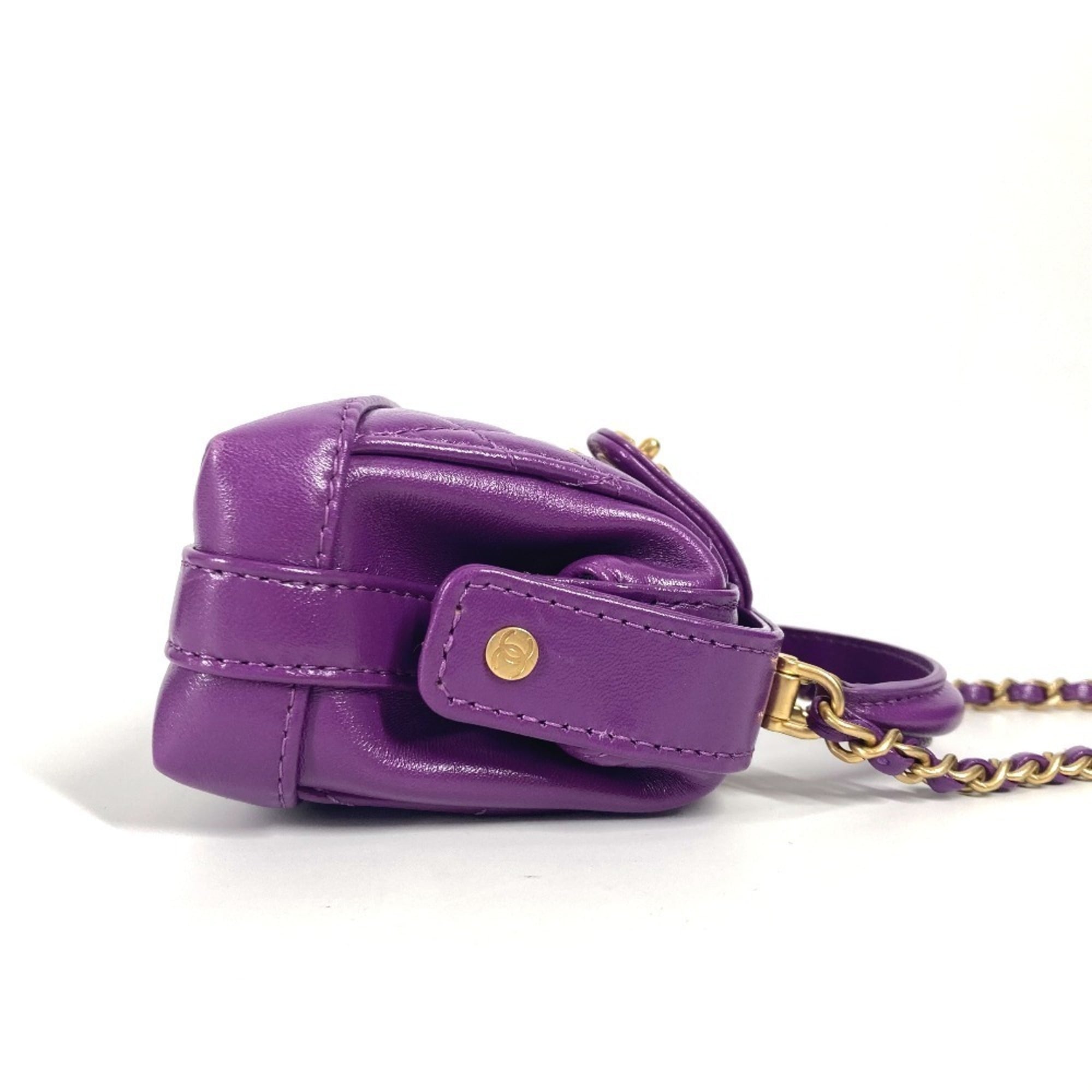 Chanel Purple Leather Shoulder Bag (Pre-Owned)