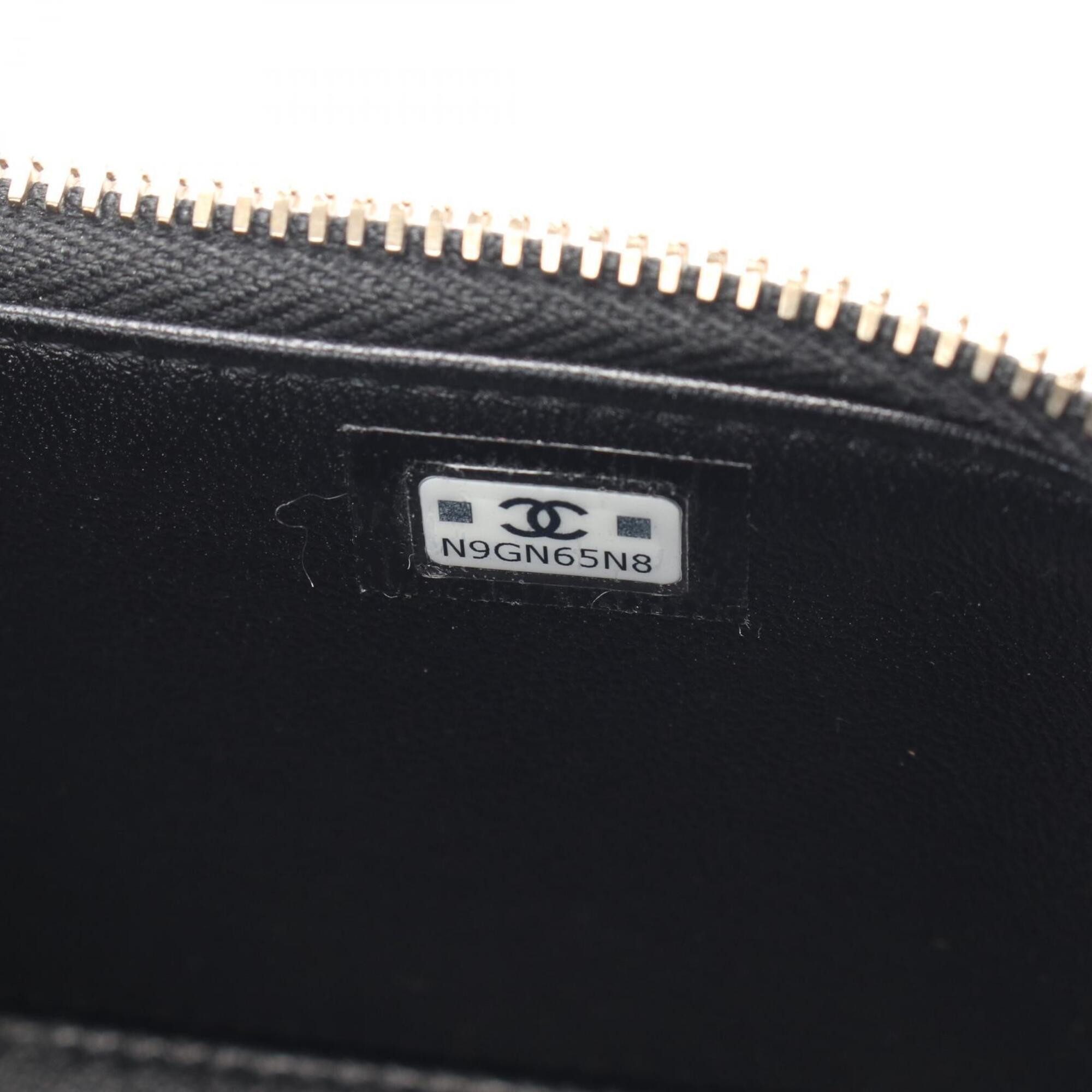 Chanel Black Leather Handbag Shoulder Bag (Pre-Owned)