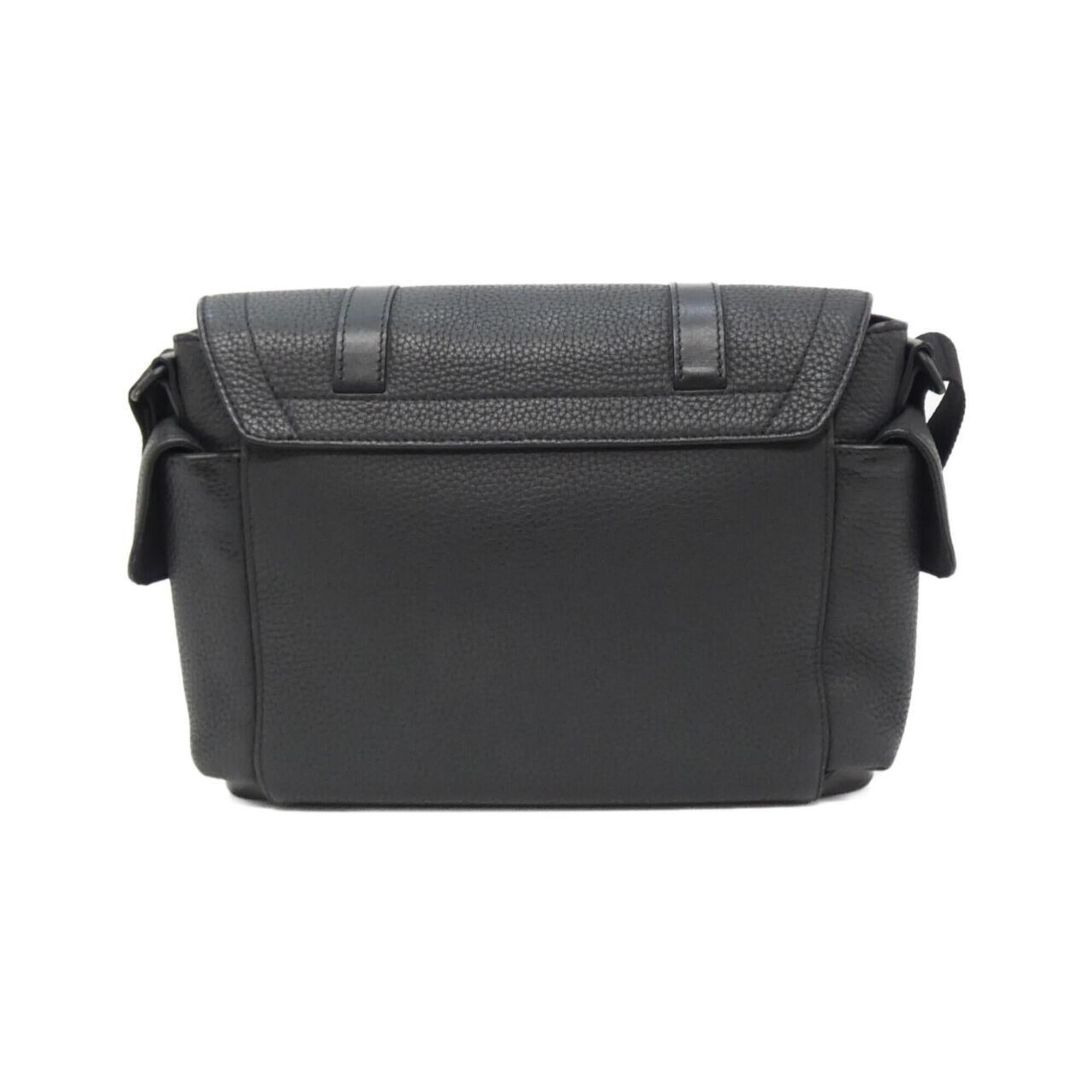Louis Vuitton Black Leather Shoulder Bag (Pre-Owned)
