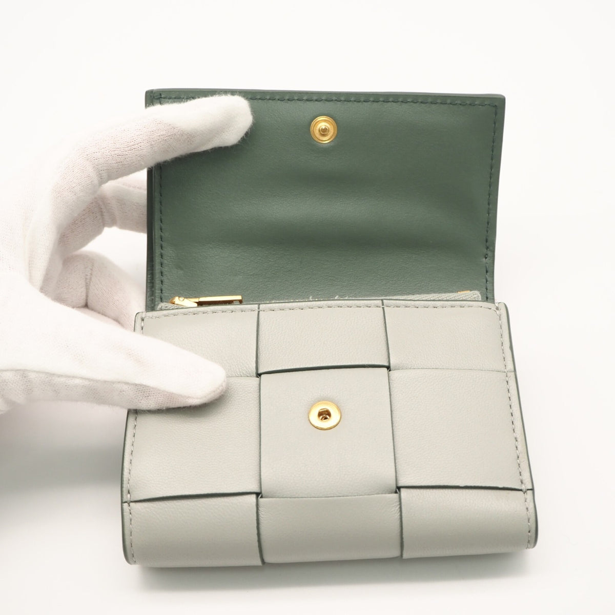 Bottega Veneta Gray Green Leather Wallet (Tri-Fold) (Pre-Owned)