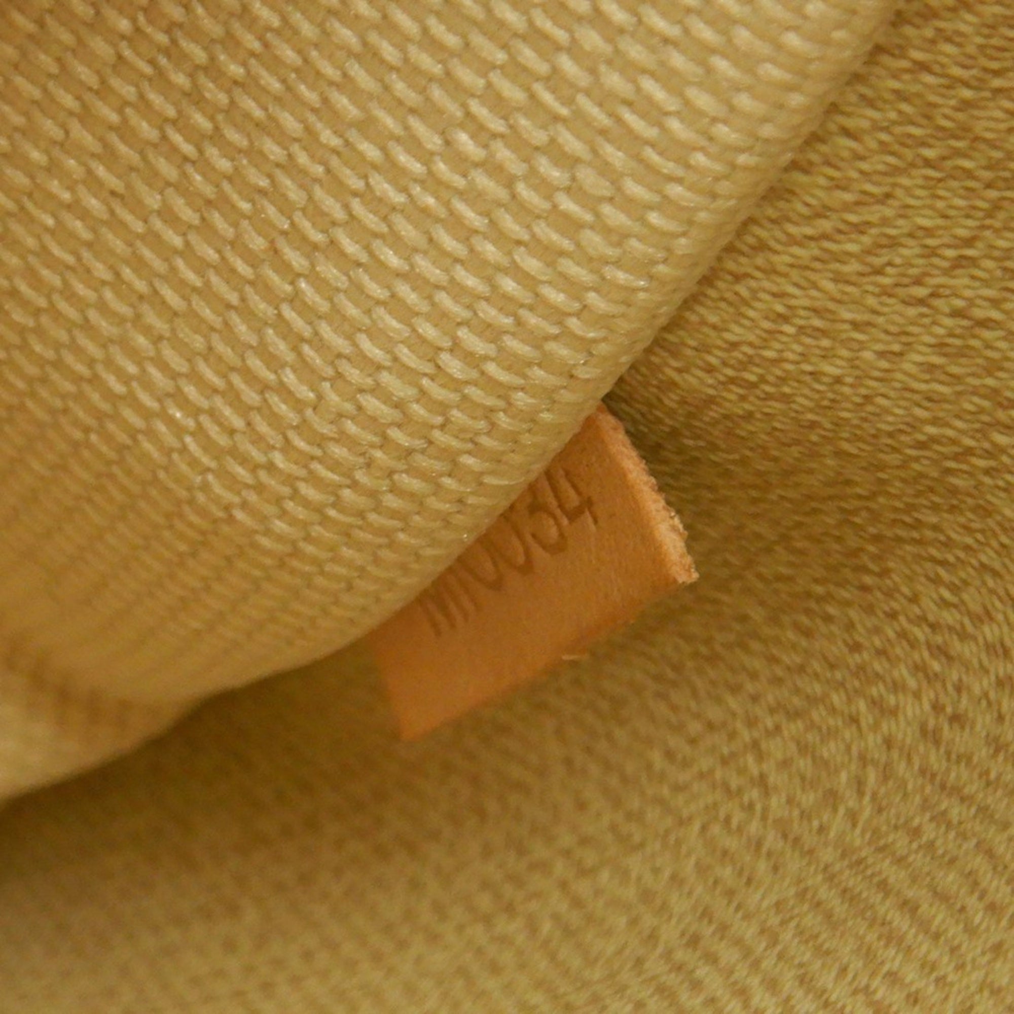 Louis Vuitton Brown Monogram Monogram Canvas Handbag (Pre-Owned)