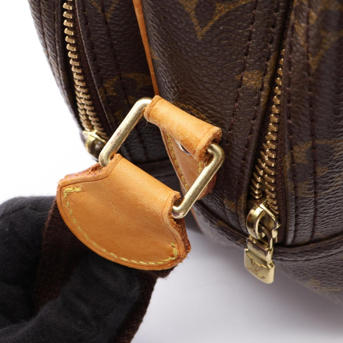 Louis Vuitton Brown Coated Canvas Monogram Leather Handbag Shoulder Bag (Pre-Owned)